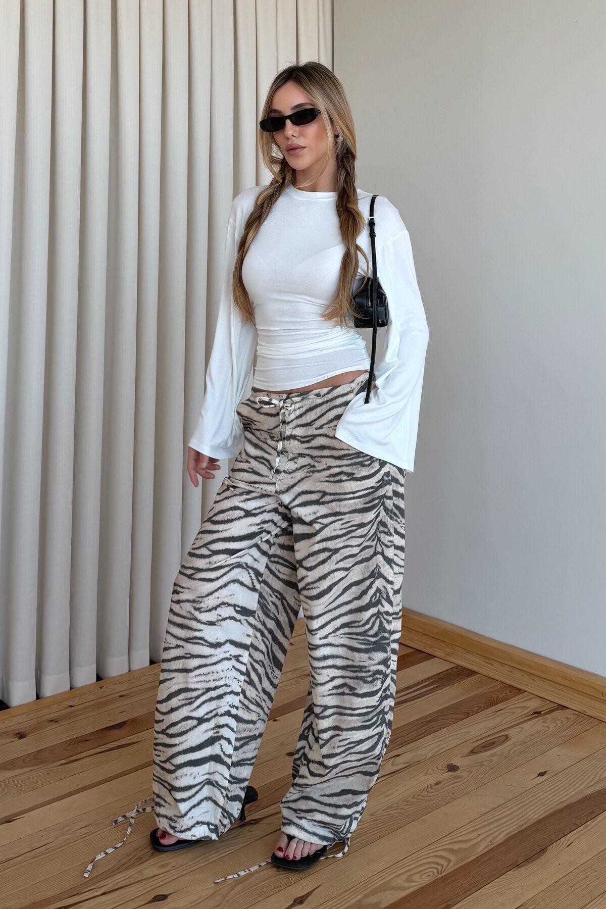 Laluvia Bej Zebra Desenli Pantolon - 19005 görsel 3