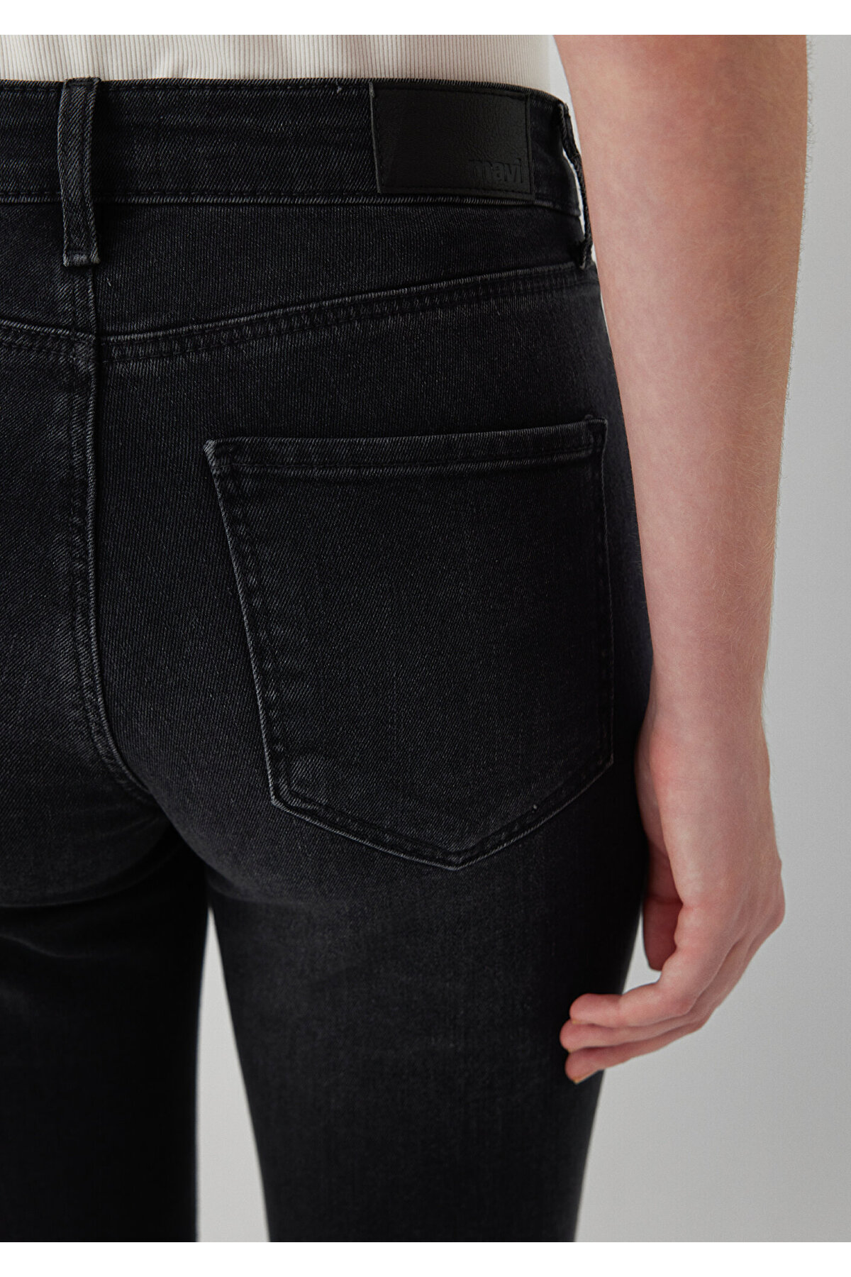 Mavi Molly Smoke Denim Antrasit Jean Pantolon 88136A6888 görsel 8