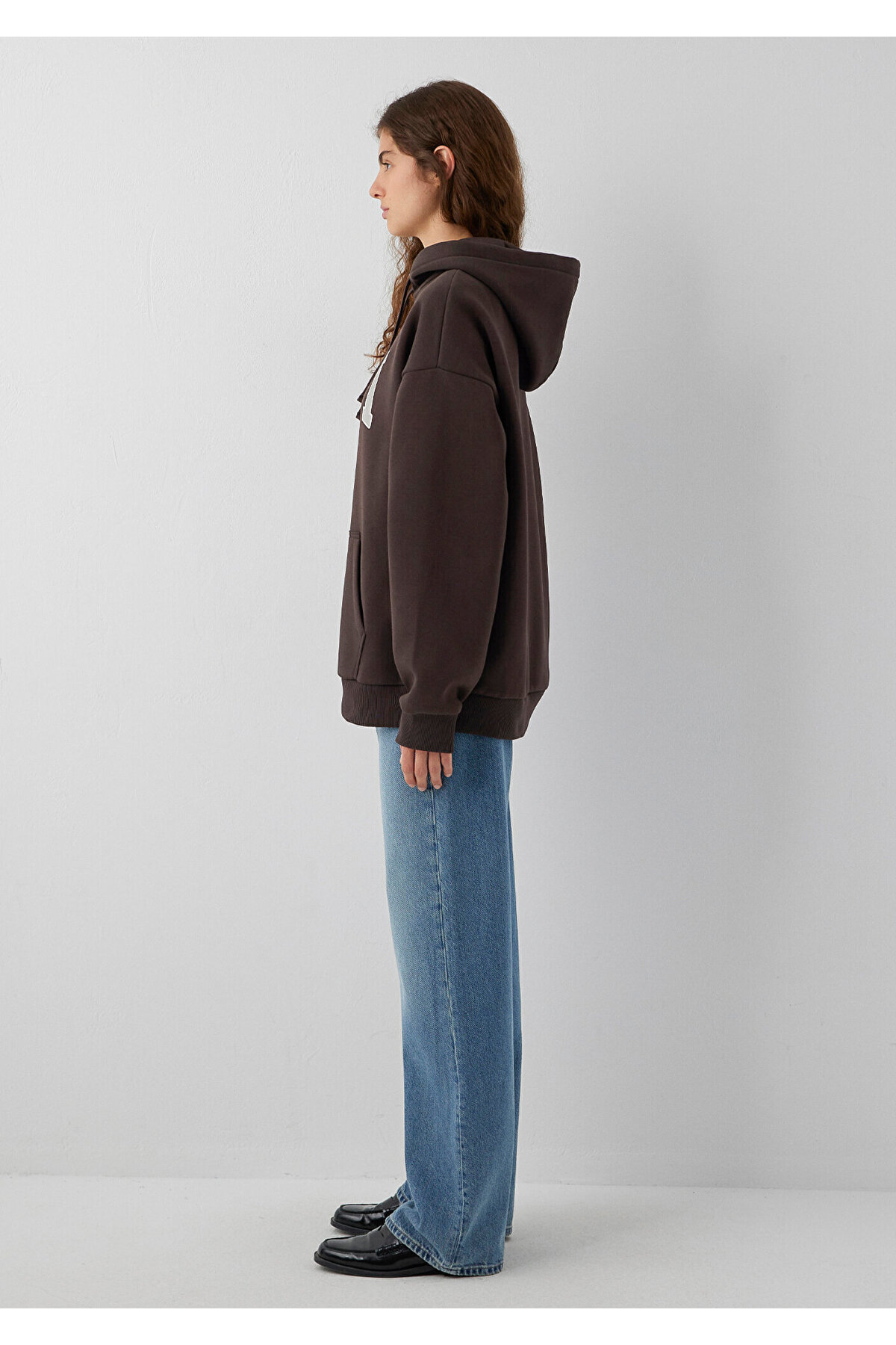 Mavi Logo Baskılı Kapüşonlu Kahverengi Sweatshirt 1600361-70222 görsel 4