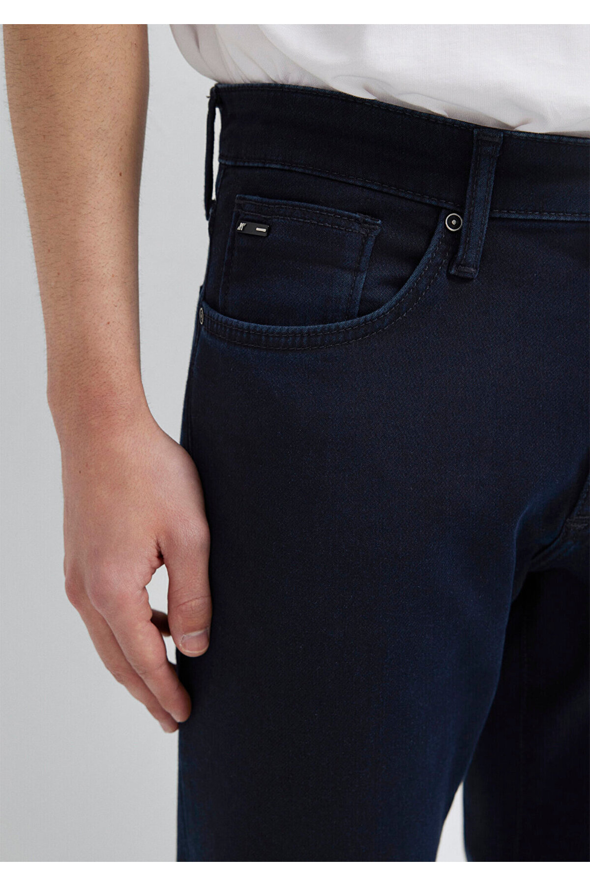 Mavi Martin Pro Sport Koyu Mürekkep Jean Pantolon 00378A1740 görsel 7