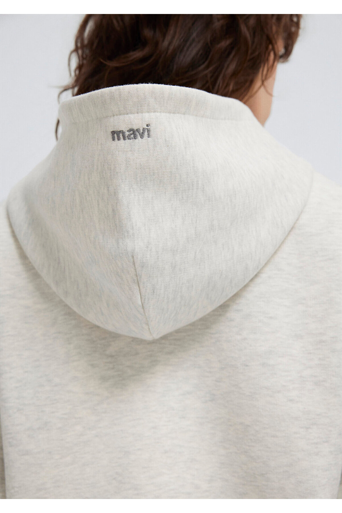 Mavi Logo Nakış Detaylı Kapüşonlu Bej Sweatshirt 1S10532-85576 görsel 7