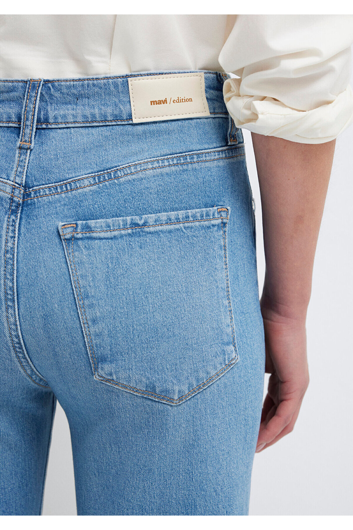 Mavi Victoria Edition Gölgeli Açık Jean Pantolon 101072-A3779 görsel 8