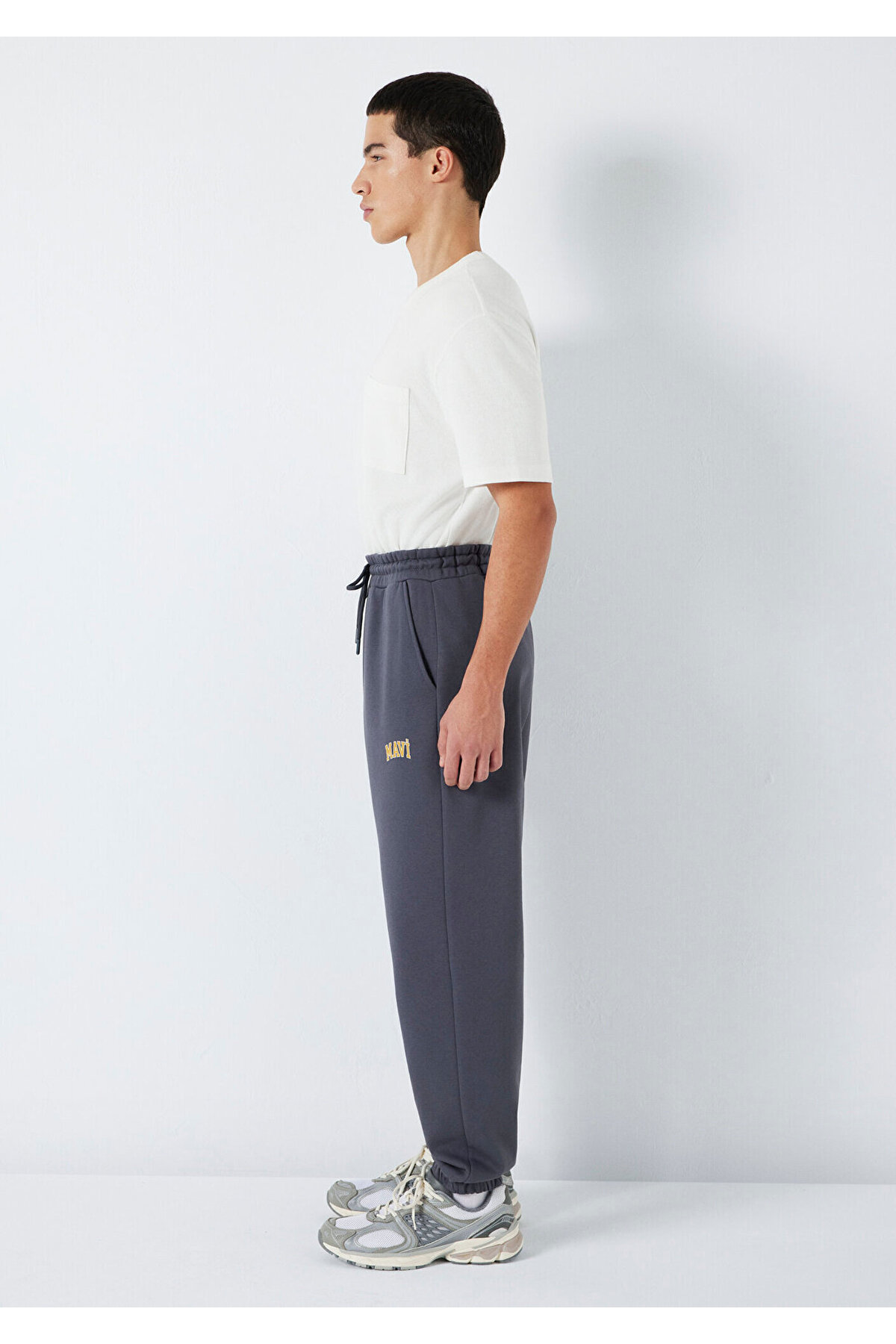 Mavi Erkek Non Denim Örme Eşofman Altı M0010207-70101 görsel 4