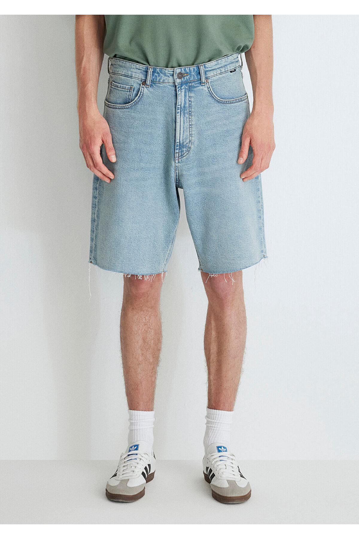 Mavi Isac 90lar Vintage Açık Mavi Jean Şort 0410679-87140 görsel 3