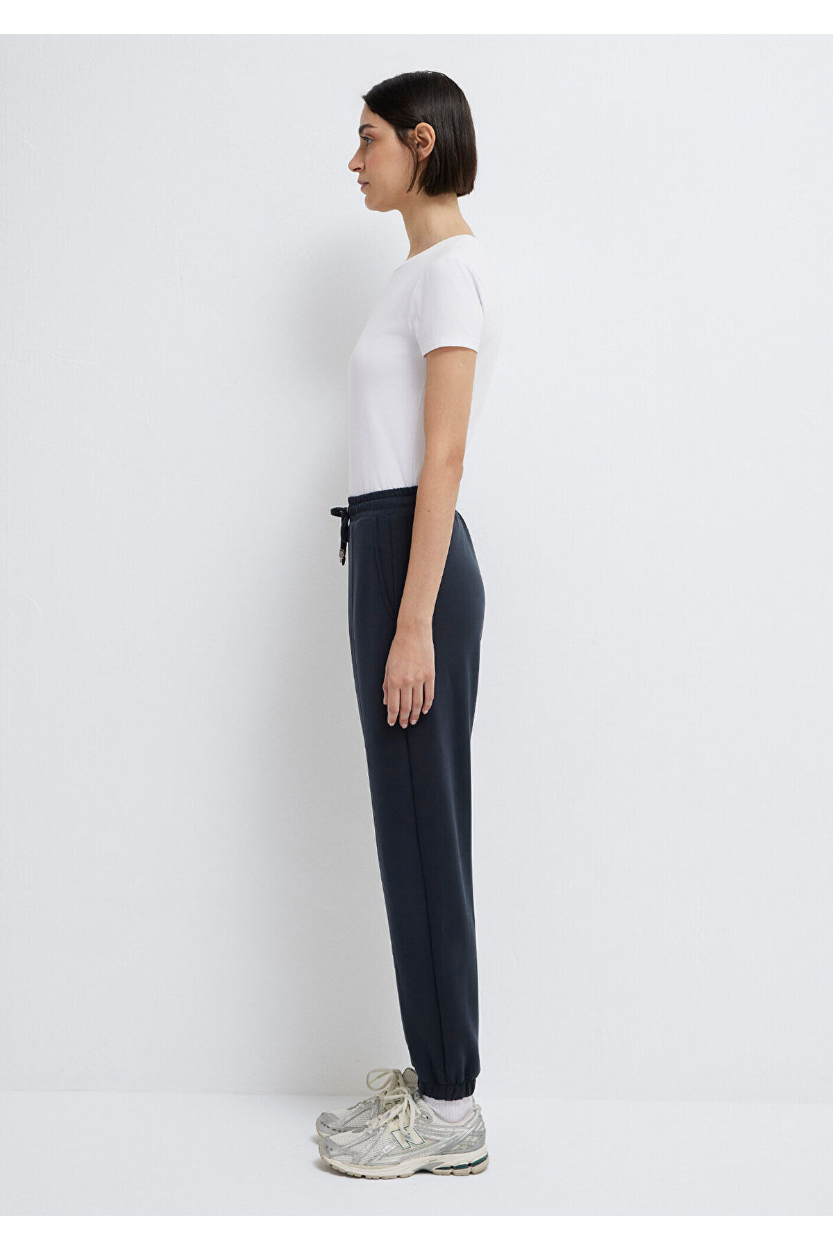 Mavi Soft-Premium (TENCEL™) Modal Karışımlı Siyah Eşofman Altı 1600453-900 görsel 4