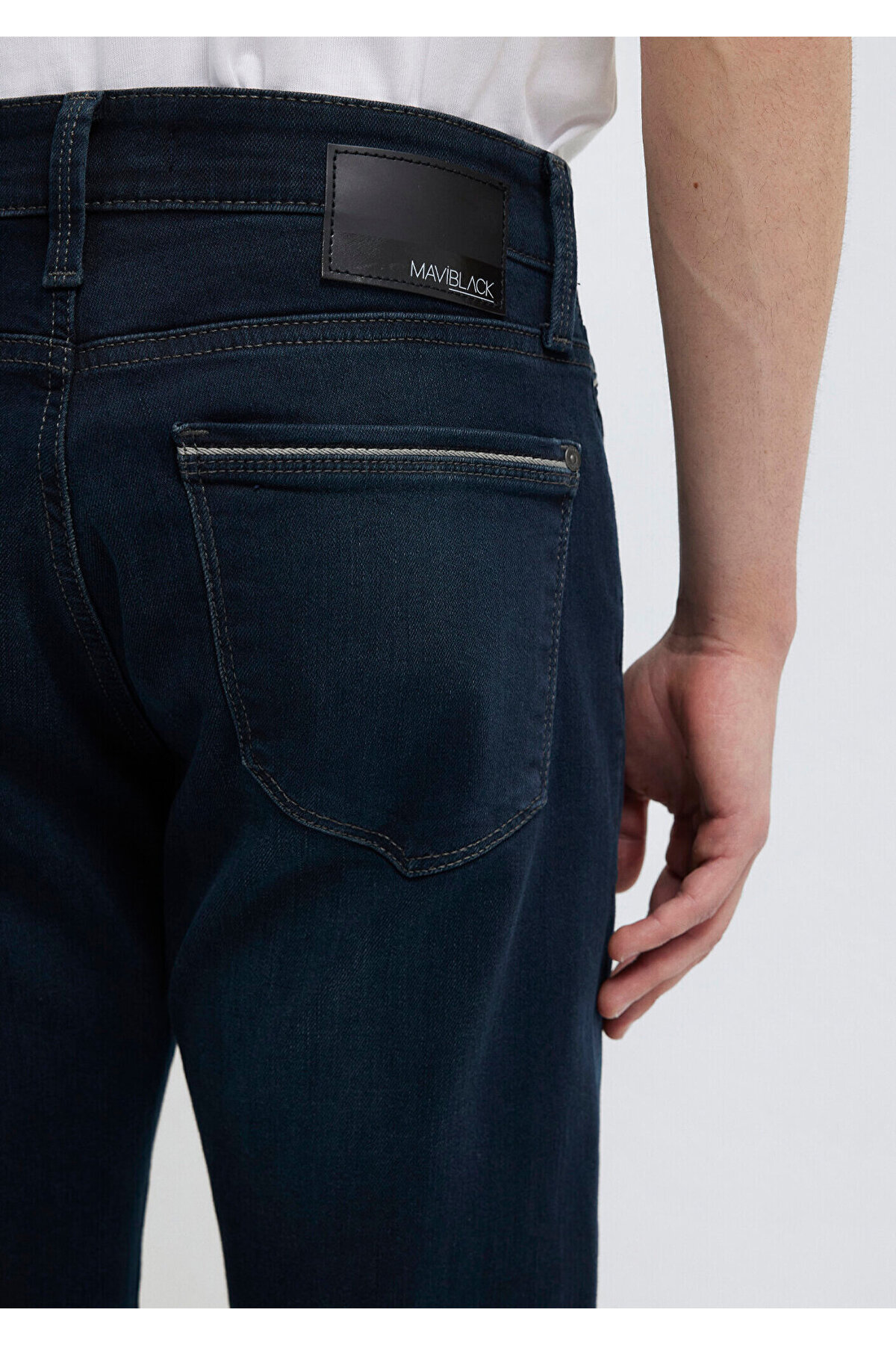 Mavi Martin Black Gölgeli Jean Pantolon 0037829624 görsel 8