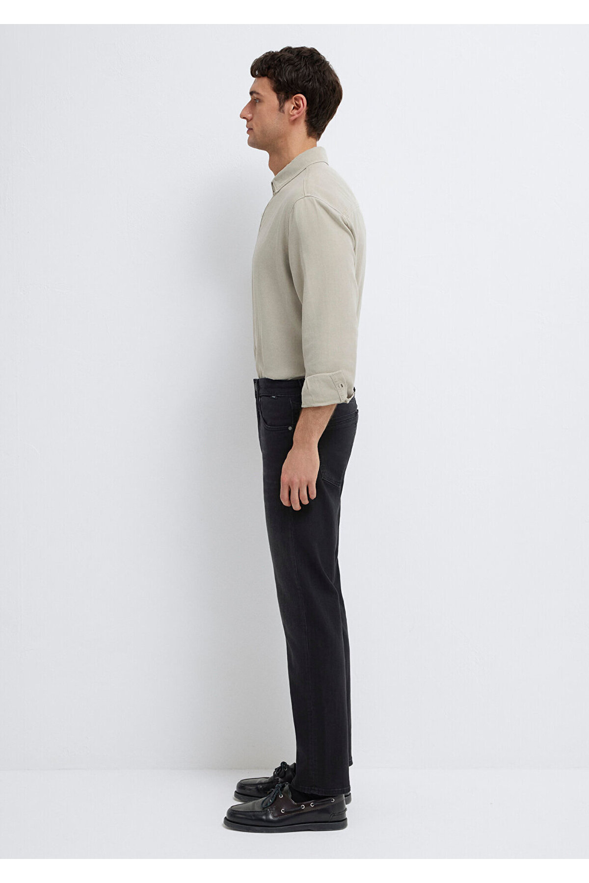 Mavi Hunter Premium Koyu Gri Gabardin Pantolon 0020218775 görsel 4