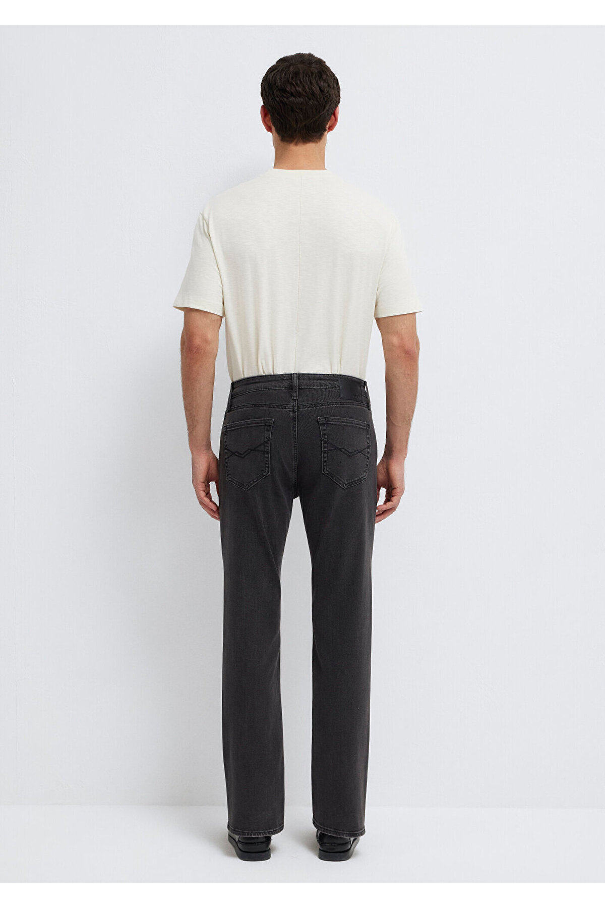 Mavi 177 Koyu Gri Comfort Smoke Jean Pantolon 0017734787 görsel 5