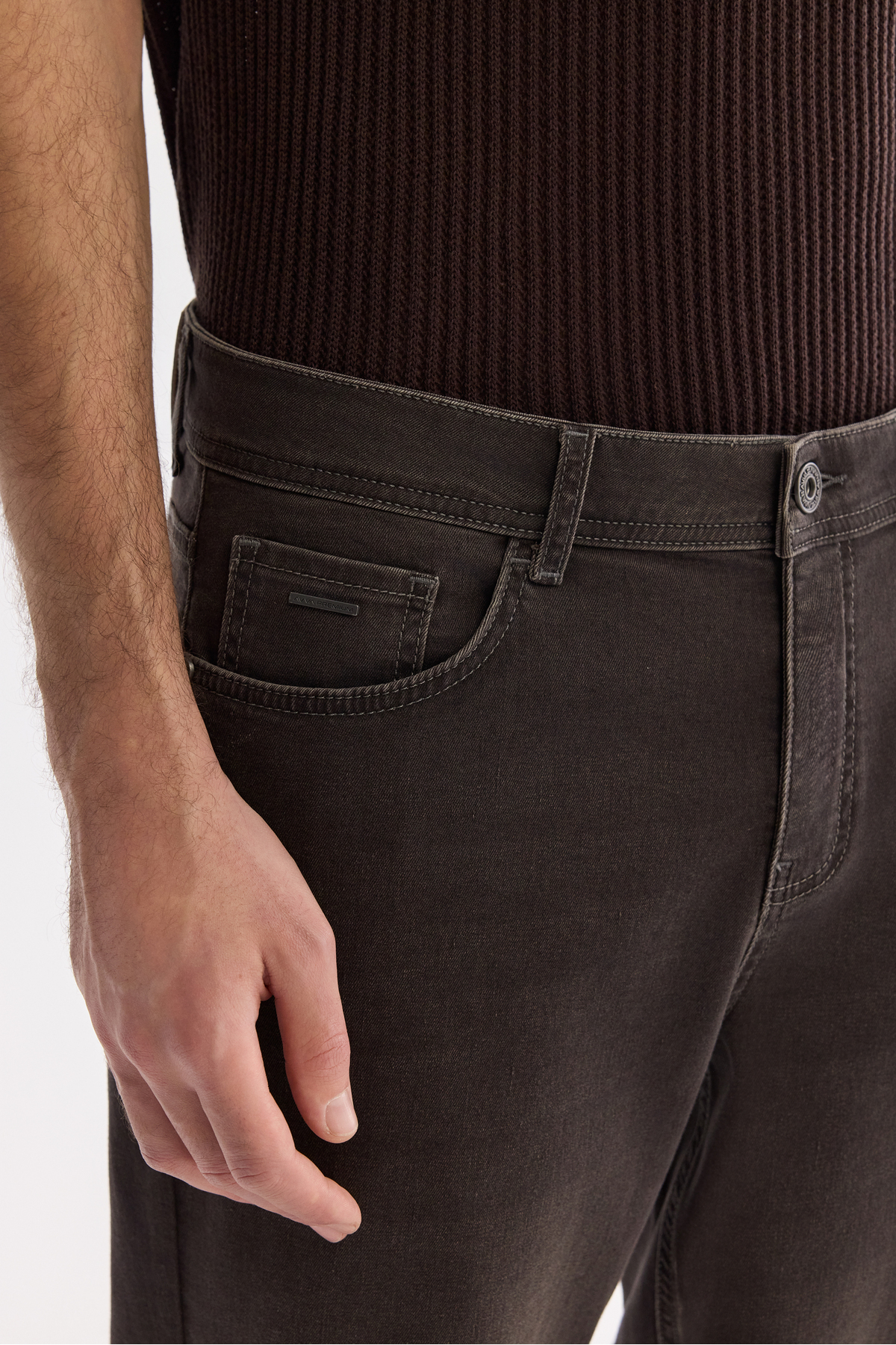 Avva Erkek Kahverengi Eskitme Yıkamalı Pamuklu Elastan Madrid Comfort Slim Fit Jean Pantolon A61Y3511 görsel 5