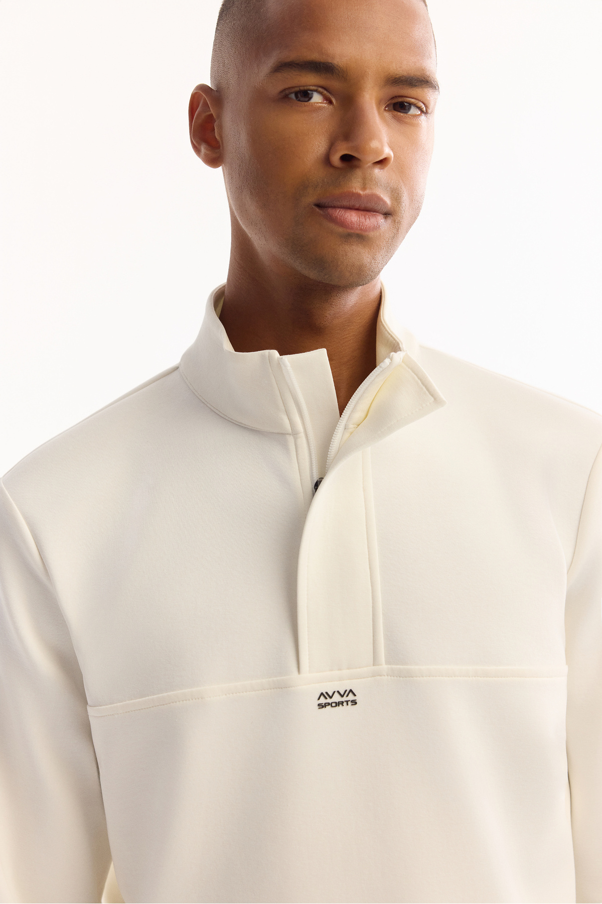 Avva Erkek Ekru Dik Yaka Fermuarlı Pamuklu Bi-Stretch Regular Fit Sweatshirt A52Y1282 görsel 7