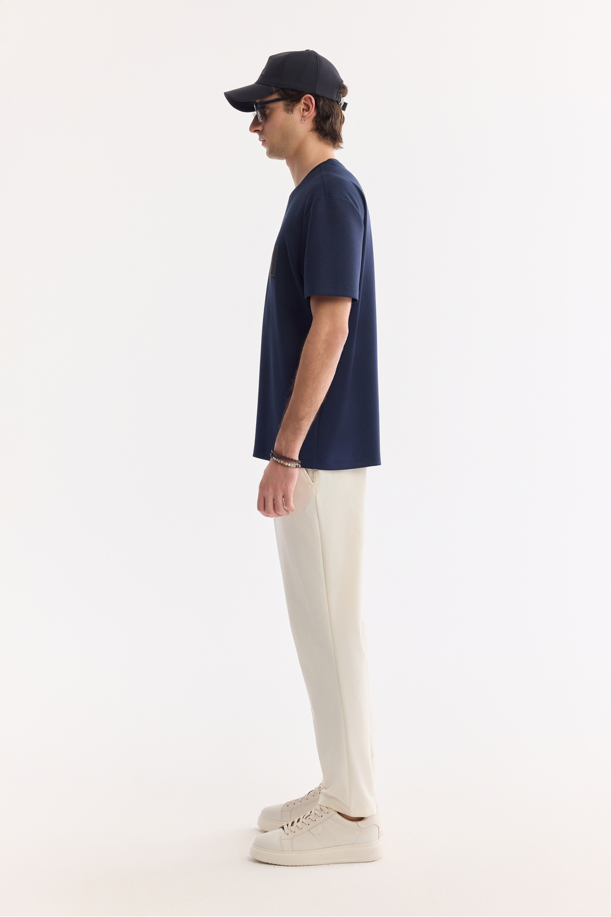 Avva Erkek Lacivert Bisiklet Yaka Enjeksiyon Baskılı Bi-Stretch İnterlok Regular Fit T-shirt A61Y1136 görsel 3