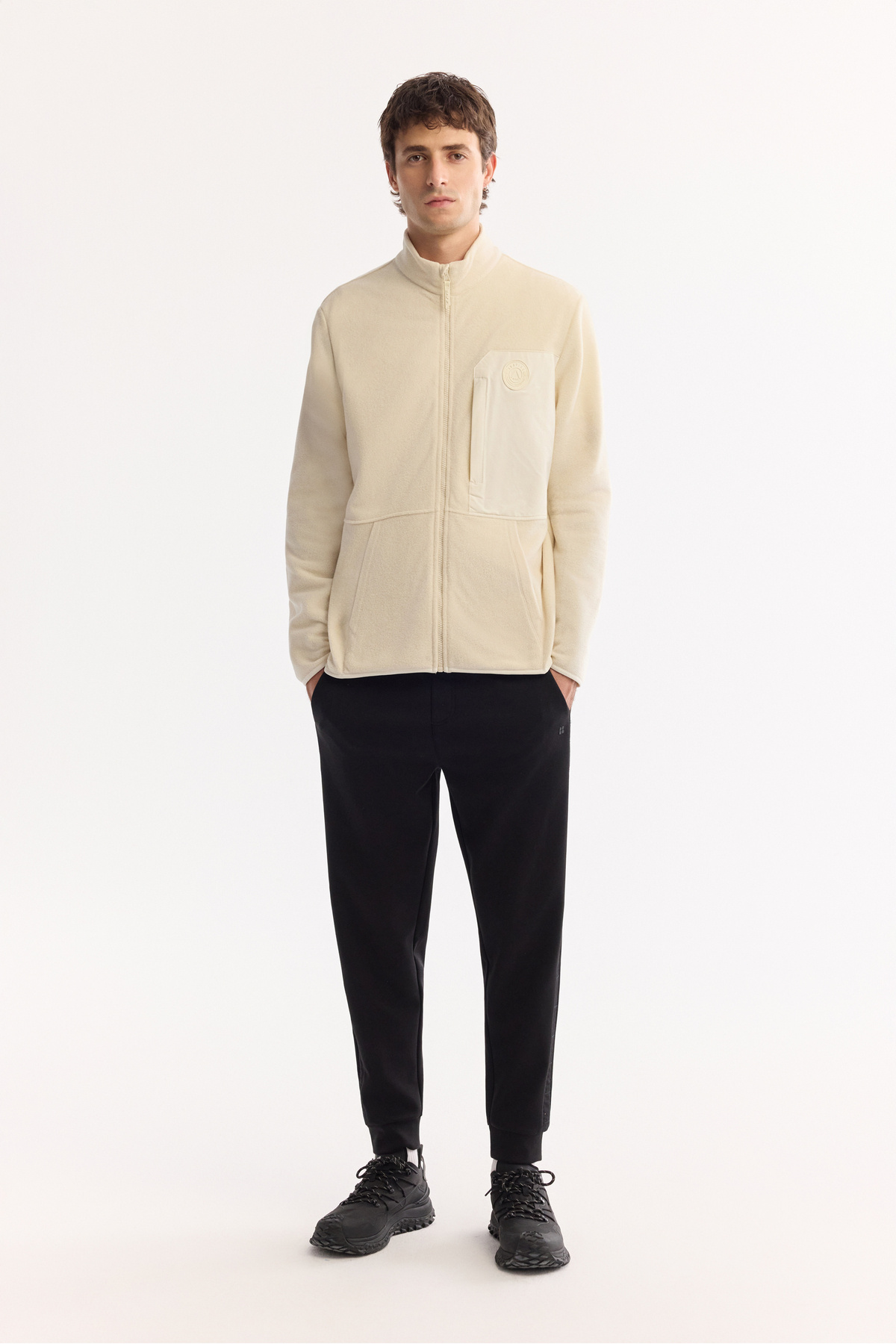 Avva Erkek Ekru Dik Yaka Fermuarlı Soft Touch Polar Regular Fit Sweatshirt A52Y1207 görsel 7