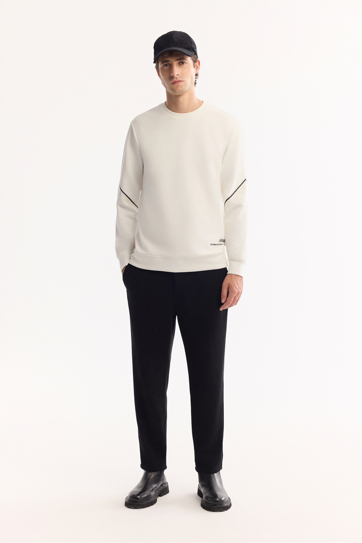 Avva Erkek Ekru Bisiklet Yaka Pamuklu Bi-Stretch Baskılı Regular Fit Sweatshirt A52Y1258 görsel 6