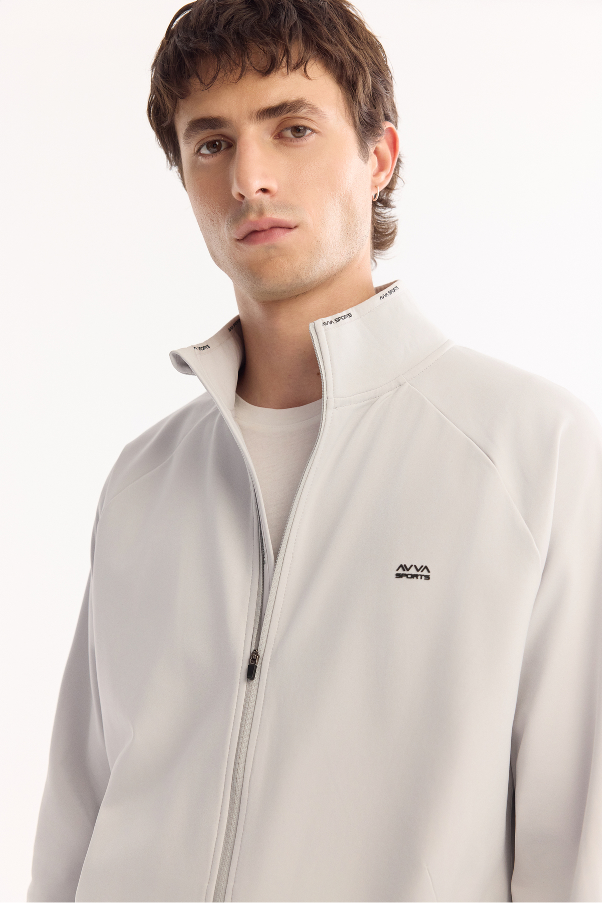 Avva Erkek Açık Gri Dik Yaka Fermuarlı İçi Şardonlu Bi-Stretch Teknik Kumaş Regular Fit Sweatshirt A52Y12 görsel 2