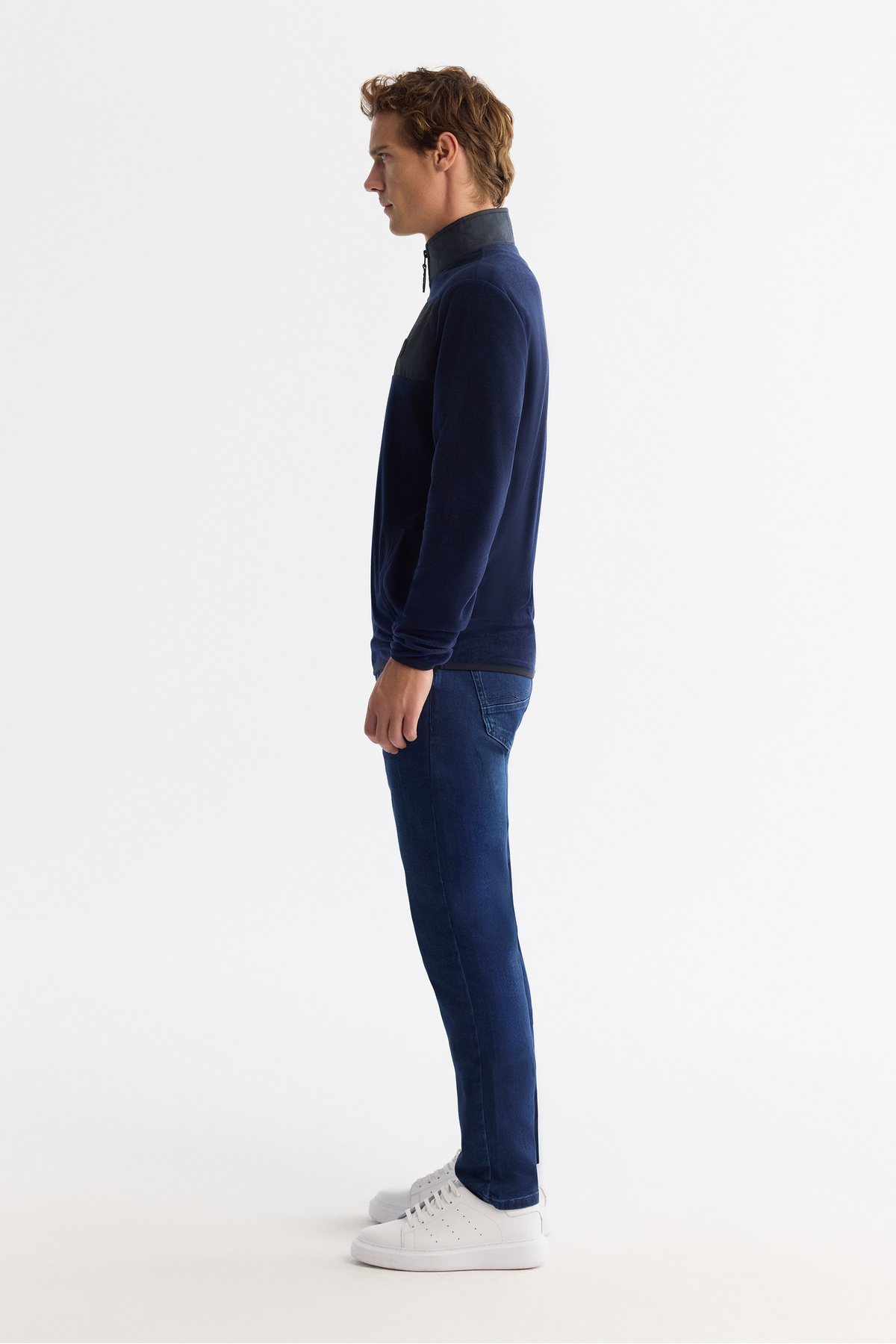 Avva Erkek Lacivert Soğuğa Dayanıklı Fermuarlı Dik Yaka Polar Regular Fit Sweatshirt A42Y1380 görsel 3