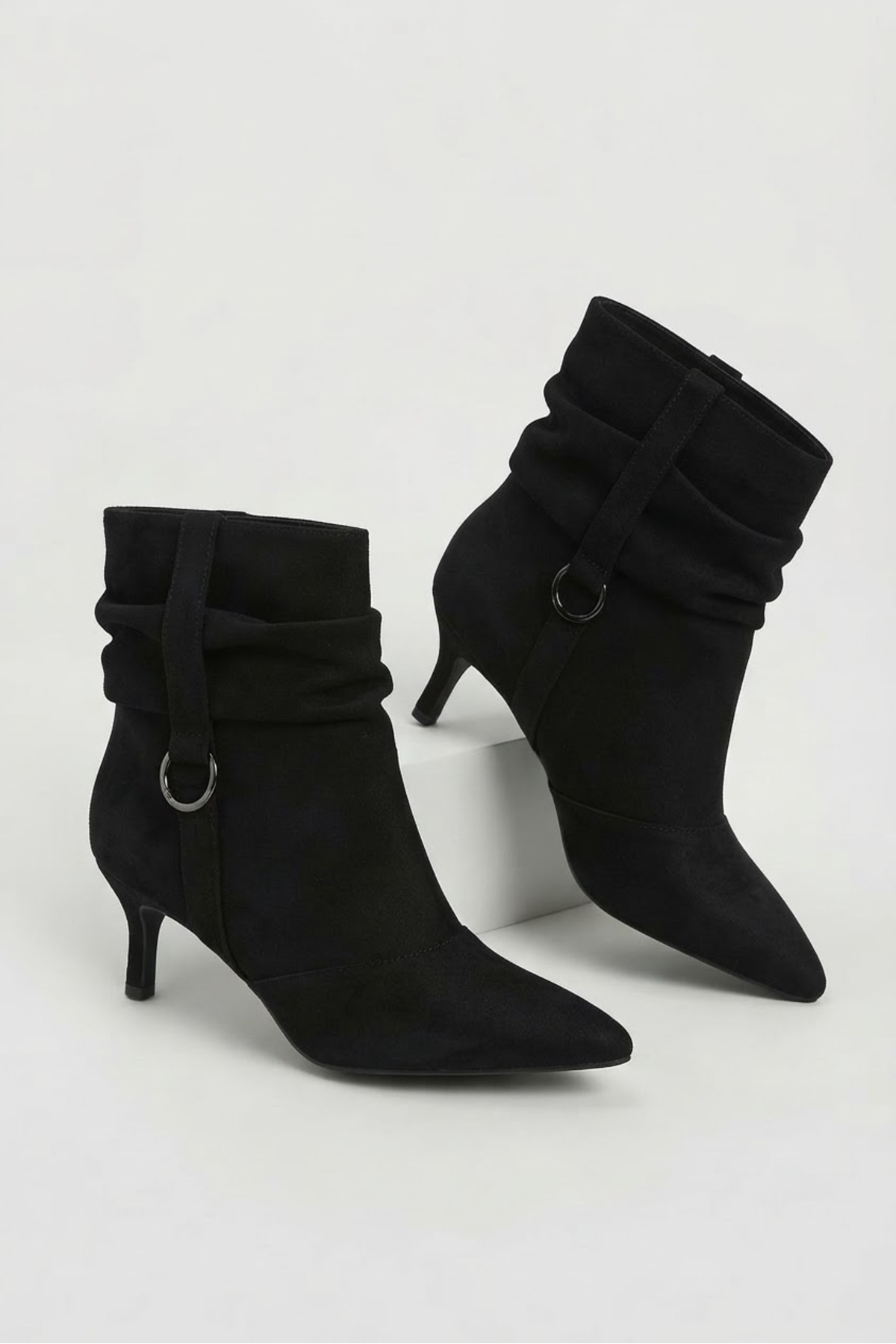 POLKA STORE Shape Slouchy Büzgülü Geniş Bilekli Yan Kemer Detaylı Kısa Topuklu Sivri Burun Kadın Bot Bootie görsel 2