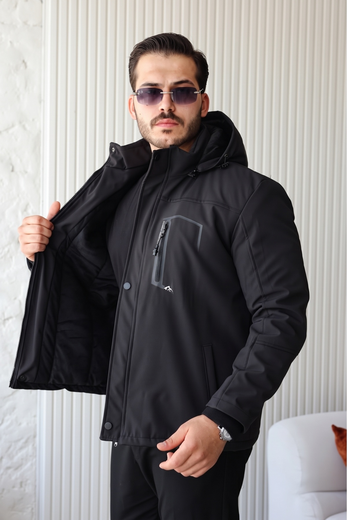 NET OF NOT Su Ve Rüzgar Geçirmez Rahat Kalıp Kapüşonlu Softshell Erkek Mont görsel 2