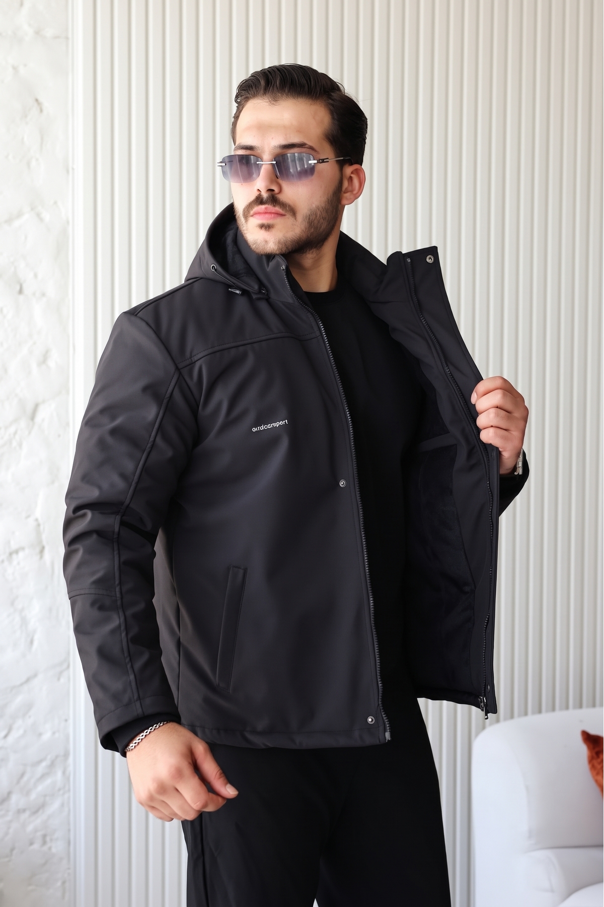 NET OF NOT Su Ve Rüzgar Geçirmez Rahat Kalıp Kapüşonlu Softshell Erkek Mont görsel 3