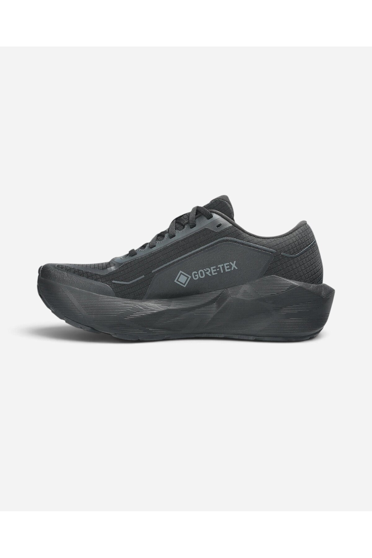 NOVABLAST 6 GTX Erkek Black/Obsidian Grey Koşu Ayakkabısı 1011C256-001 — مشکی — تصویر 2 از 7
