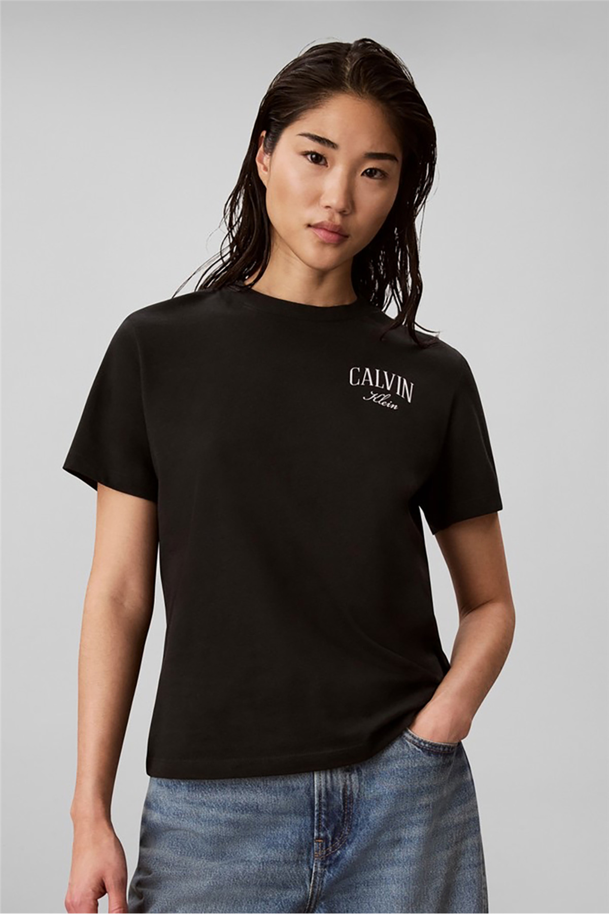 تیشرتزنانهCalvin Kleinمشکی