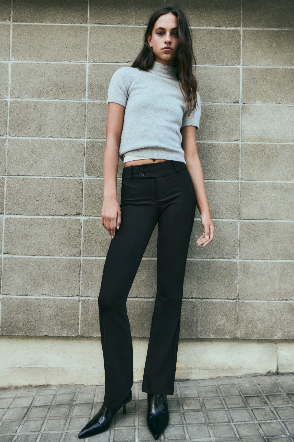 Bershka Bengalin kumaş flare fit pantolon