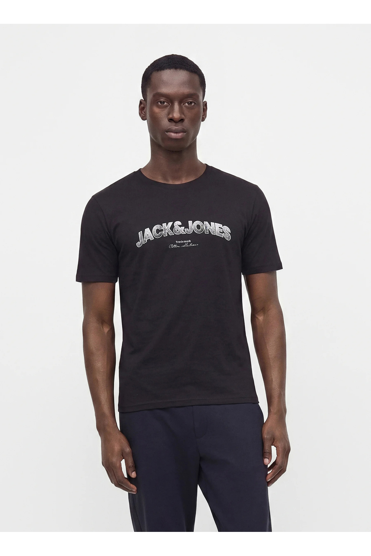 تی شرت مردانه طرح لوگو مشکی کد ۱۲۲۹۸۴۵۰ JJAVERY TEE SS CREW NECK جک اند جونز تی شرت Jack & Jones