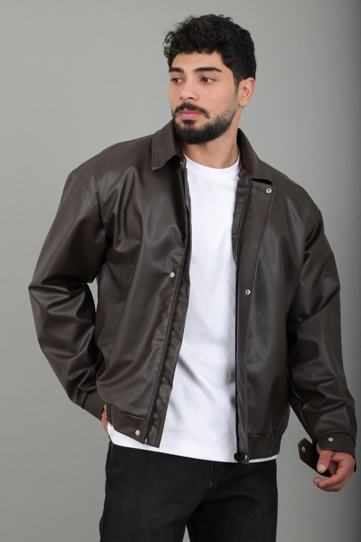 کت چرم مصنوعی کمر الاستیک Oversize Bl 1731_50379 — مشکی — تصویر 3 از 8