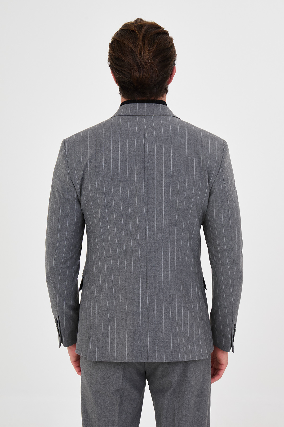 Çizgili Slim Fit Geniş Yaka Kruvaze İtalyan Stil Duble Paça Pantolon Erkek Takım Elbise Gri - 45486.26K — رنگارنگ — تصویر 4 از 6