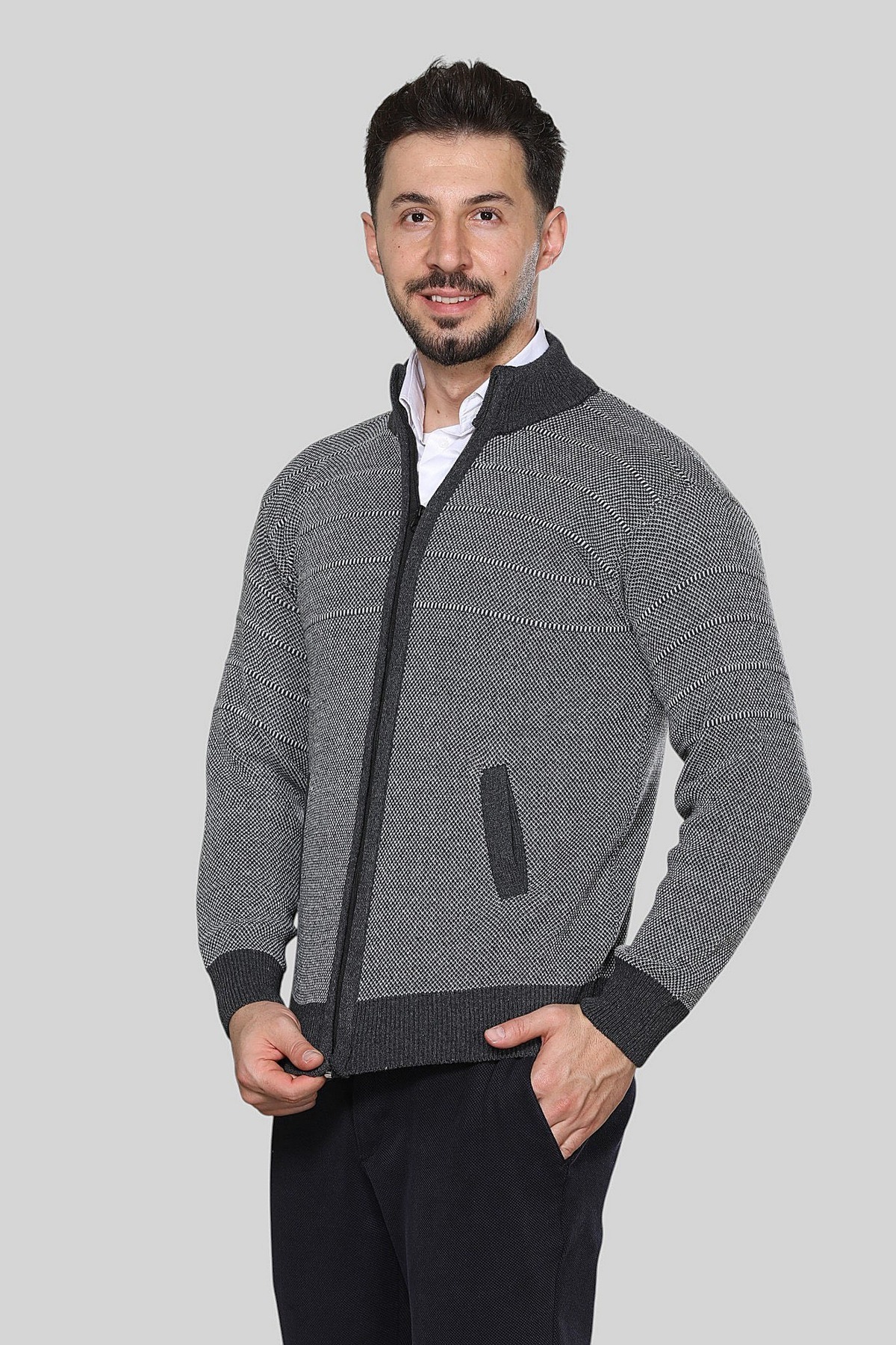 KZC TEKSTİL Erkek Triko Akrilik Kalın Dokulu Klasik Fit Fermuarlı Cepli Kışlık Baba Hırka — خاکستری UŞAK-001