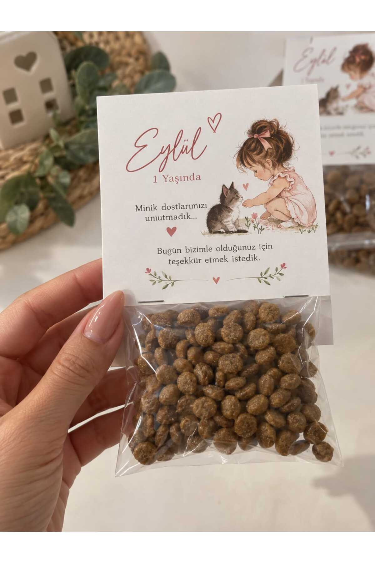 Lillie Kişiye özel kedi köpek maması Doğum Günü, Mevlüt, Söz, Nişan,Düğün,Nikah Hediyelik 20 (adet) detay