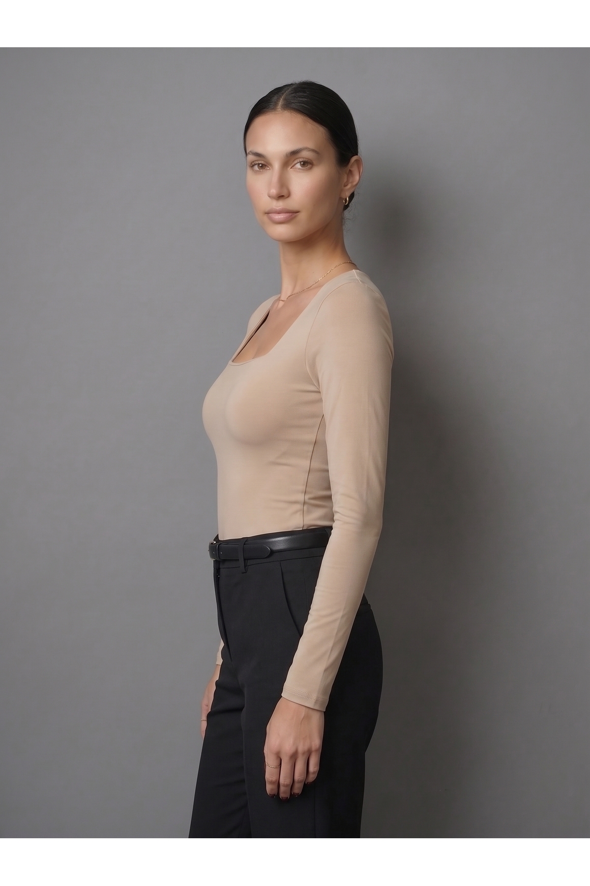 Kadın Uzun Kollu Kare Yaka Çıtçıtlı Slim Fit Esnek Bodysuit - Bej 3