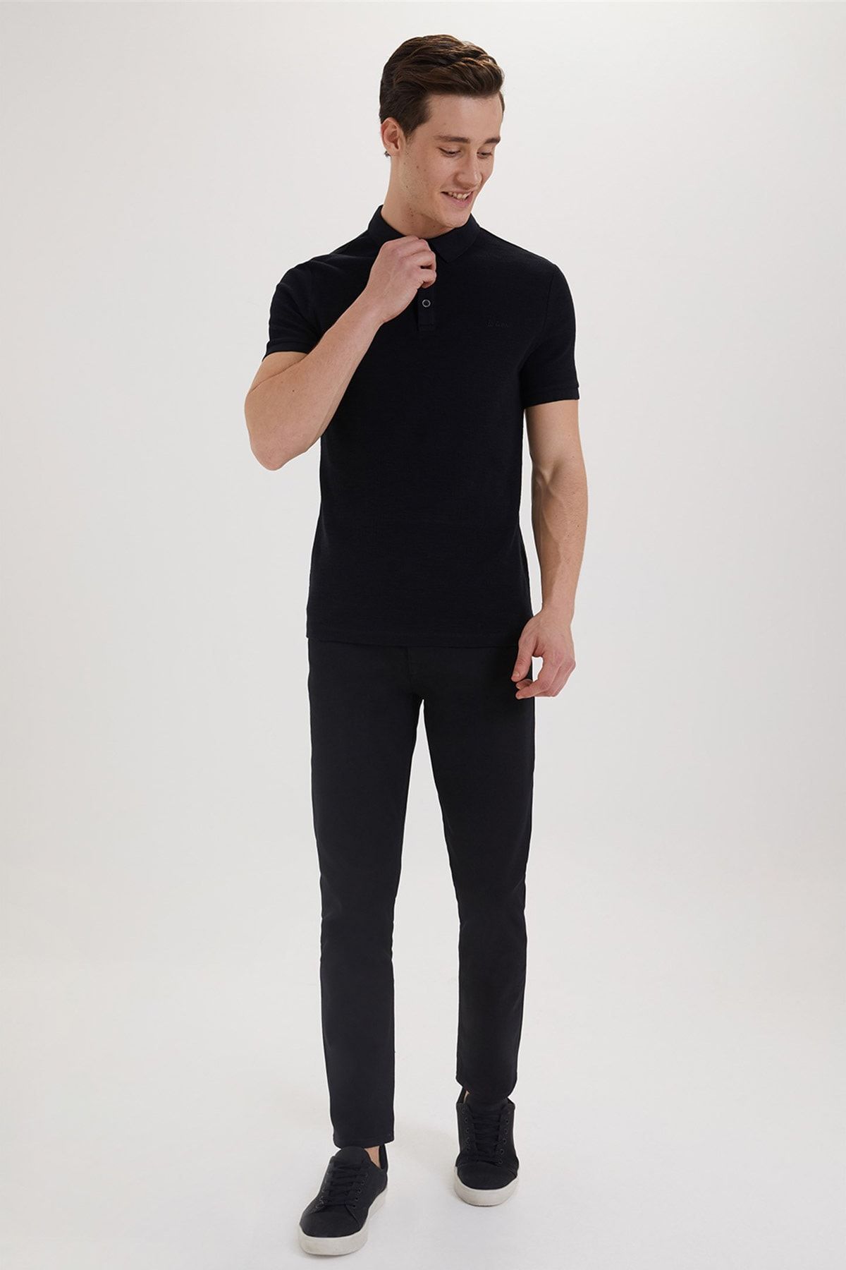 تی شرت مردانه تایلن یقه پولو مشکی 202 LCM 242051 Lee Cooper