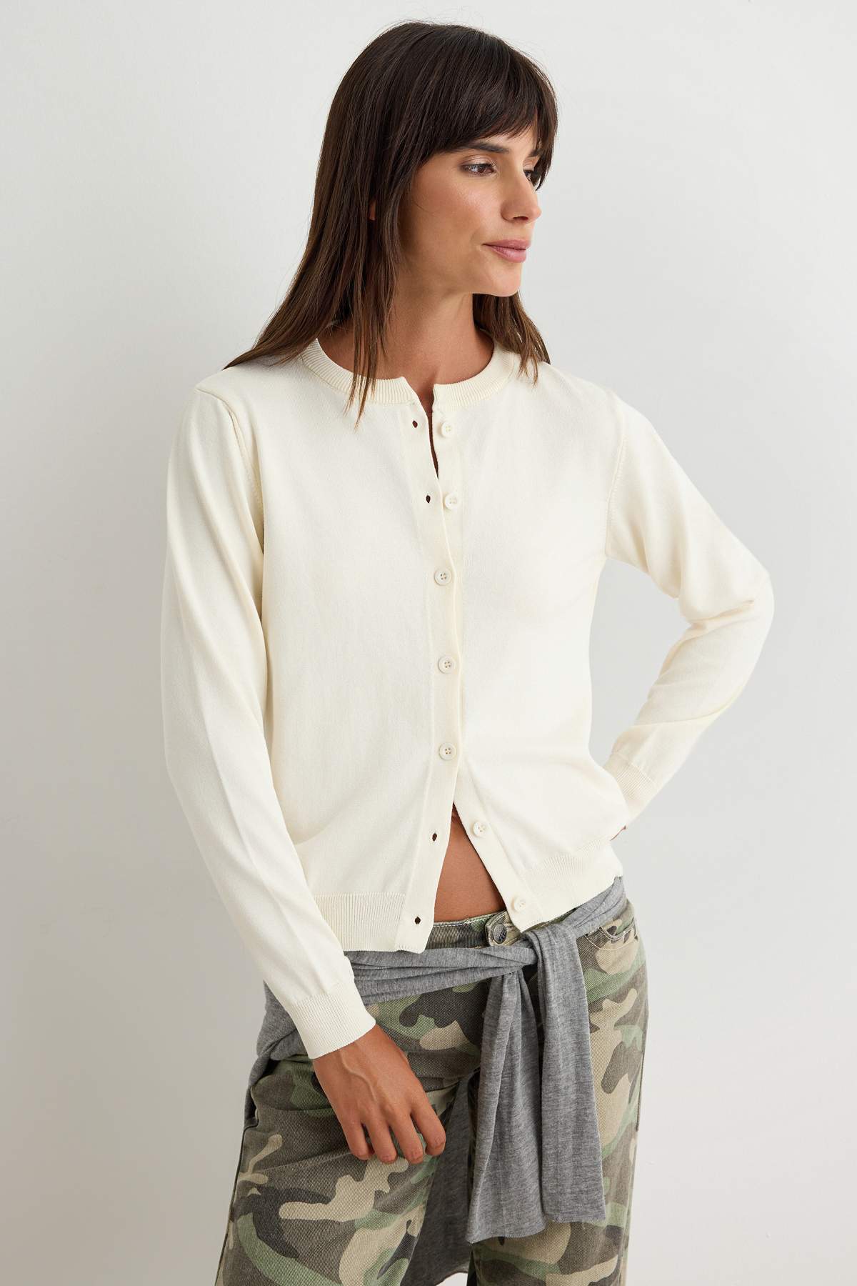 Trendyolmilla Ekru More Sustainable Basic Bisiklet Yaka Triko Hırka TWOAW27HI00180
