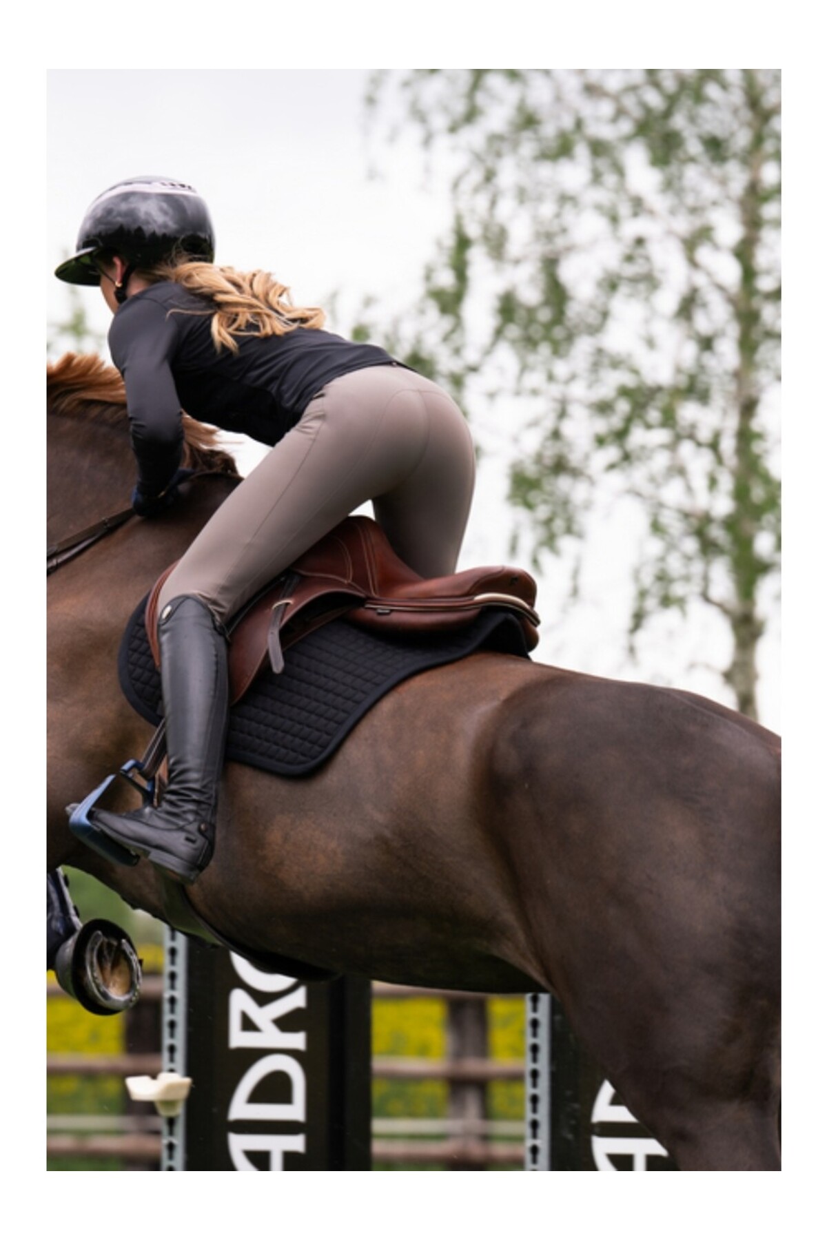 شلوار سوارکاری زنانه PIKEUR مدل Amia GripTec Knee — 4