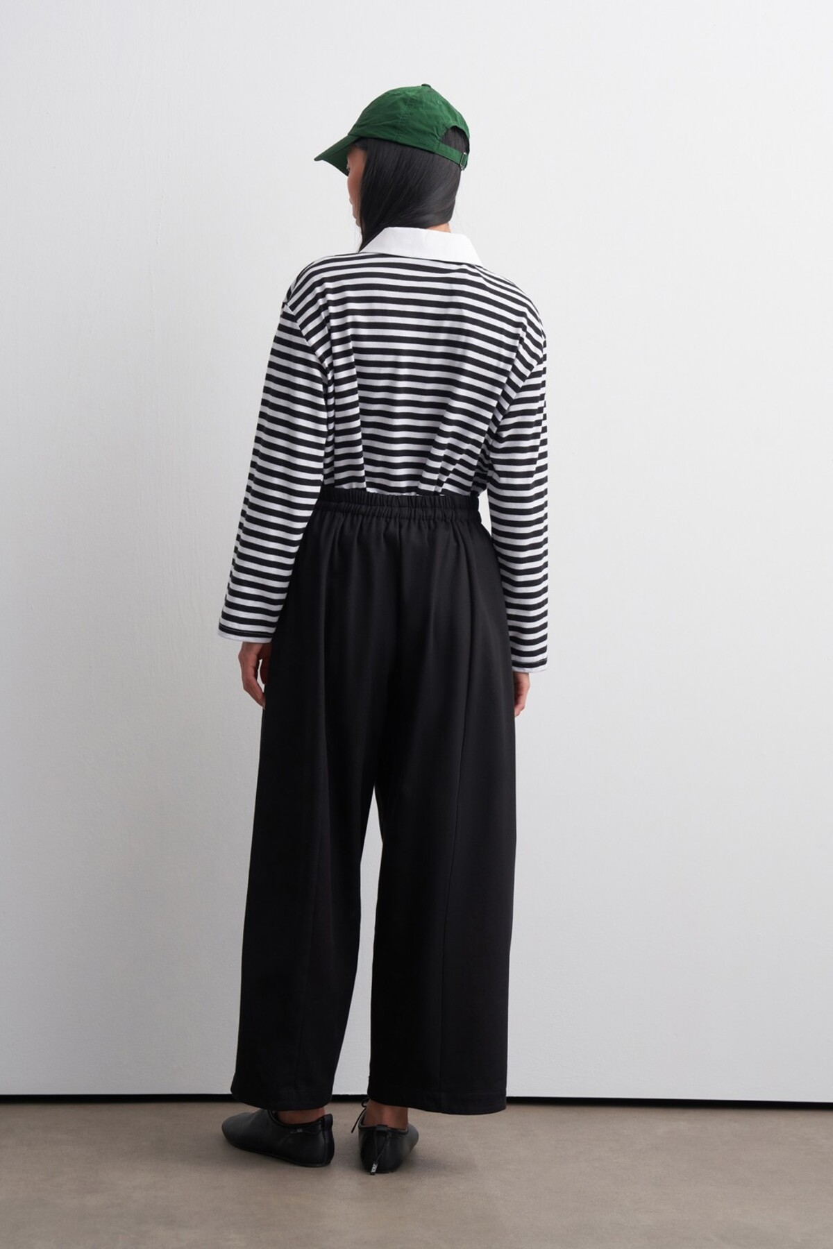 Barrel Gabardin Pantolon Siyah — مشکی KB27KPNT001 — تصویر 6 از 6