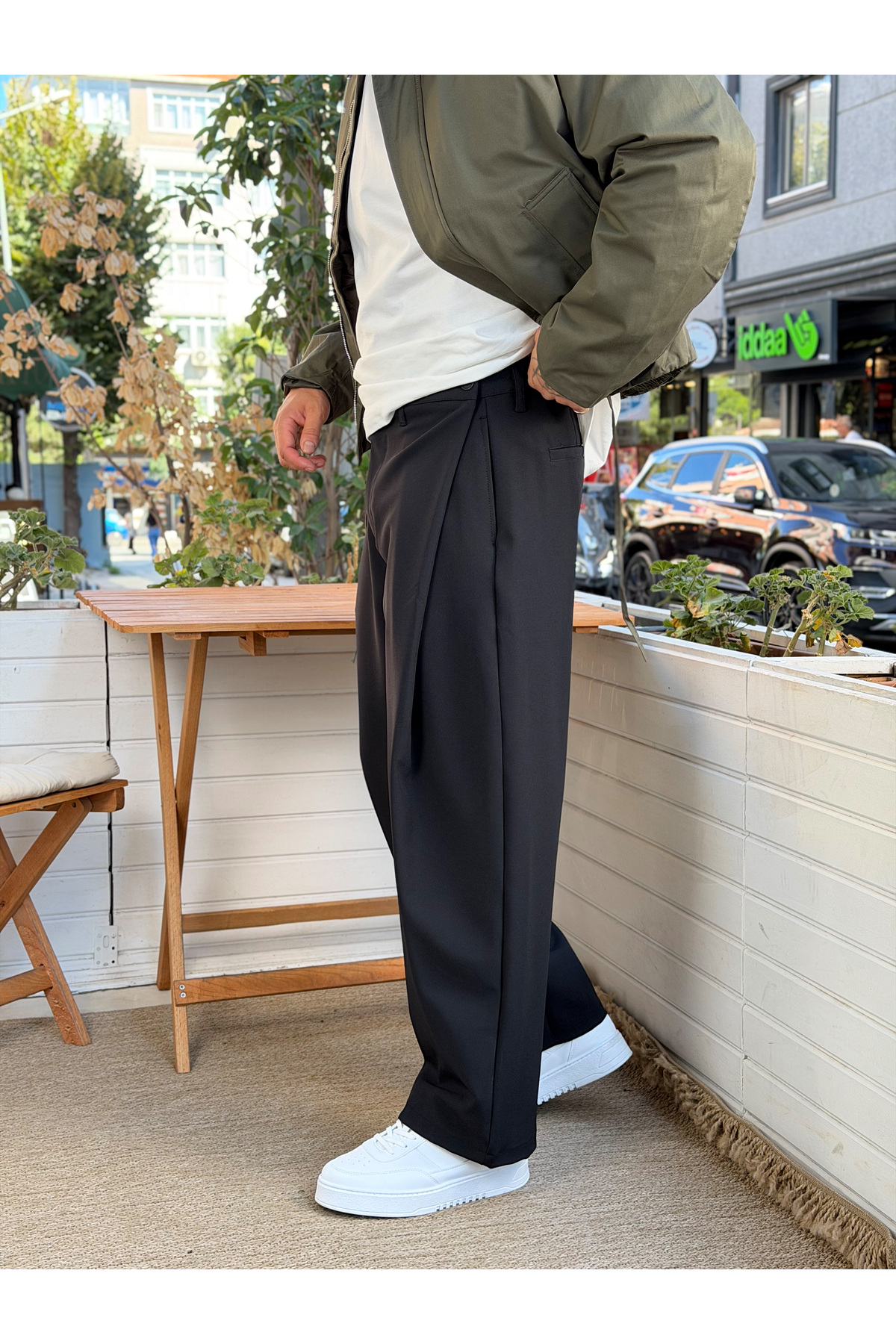 Balon Kesim Düğme Pile Detaylı Pantolon Siyah 267059 — مشکی MP4306 — تصویر 4 از 4