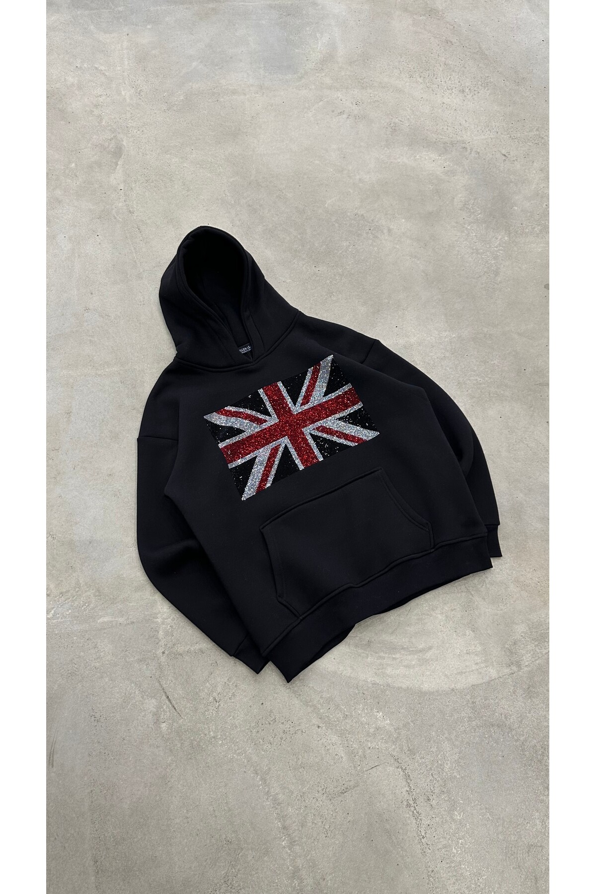 Taş Baskılı Bayrak Desenli Kapüşonlu Oversize Sweatshirt — مشکی TBUS-003 — تصویر 3 از 4