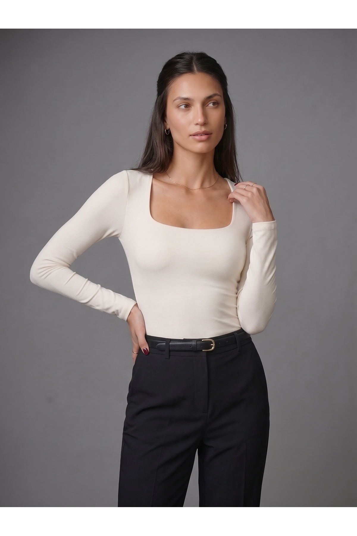 Kadın Uzun Kollu Kare Yaka Çıtçıtlı Slim Fit Esnek Bodysuit - Beyaz