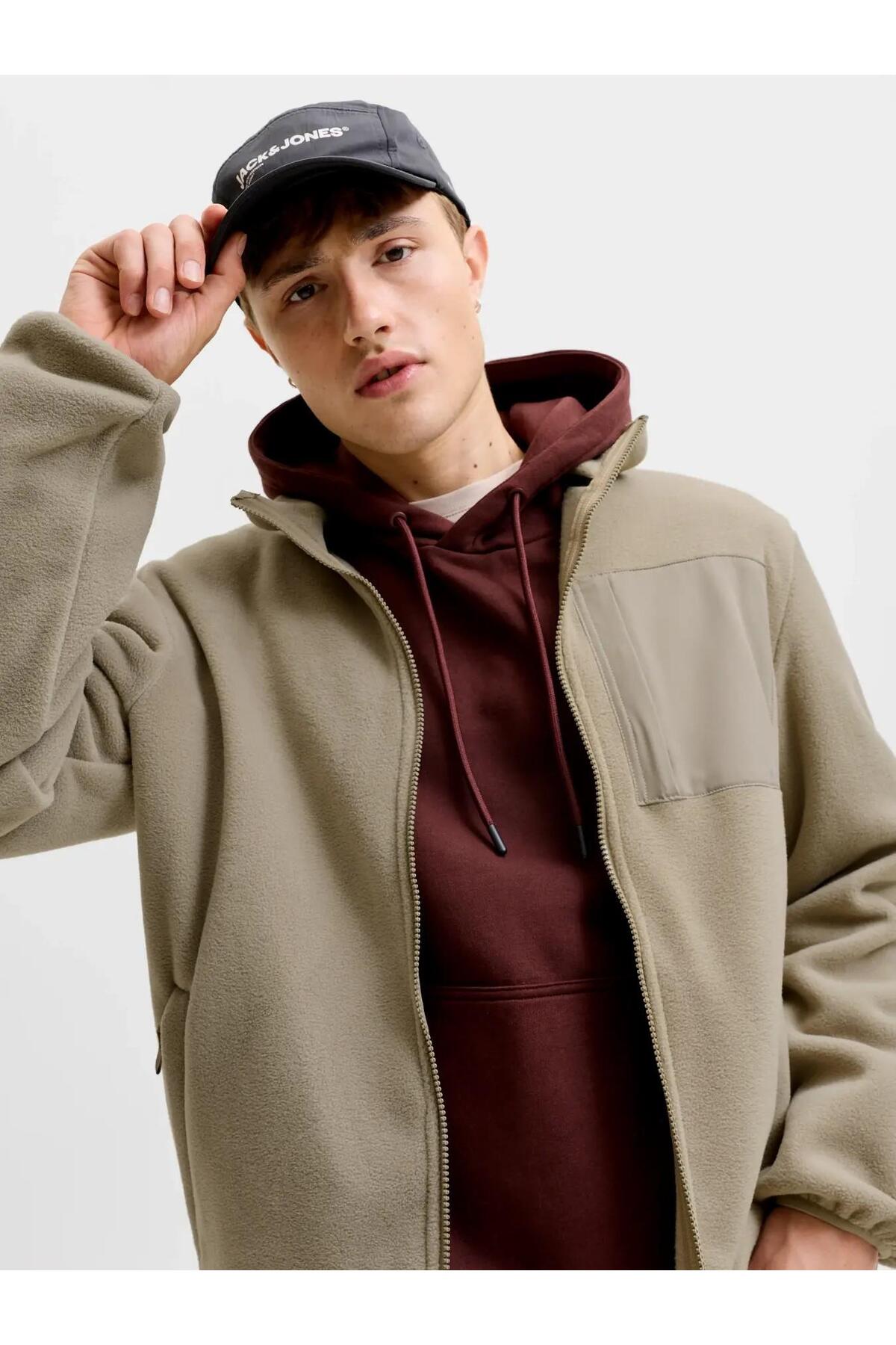 پشم گوسفند مردانه Jack Jones Mason Mason Fleece 12299072 — خاکستری TYC626653DF3A66AA037FB400 — تصویر 3 از 8