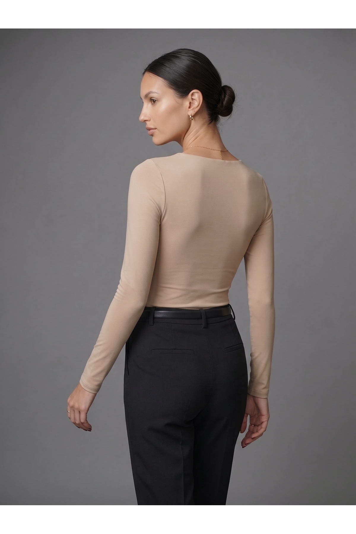 Kadın Uzun Kollu Kare Yaka Çıtçıtlı Slim Fit Esnek Bodysuit - Bej 4