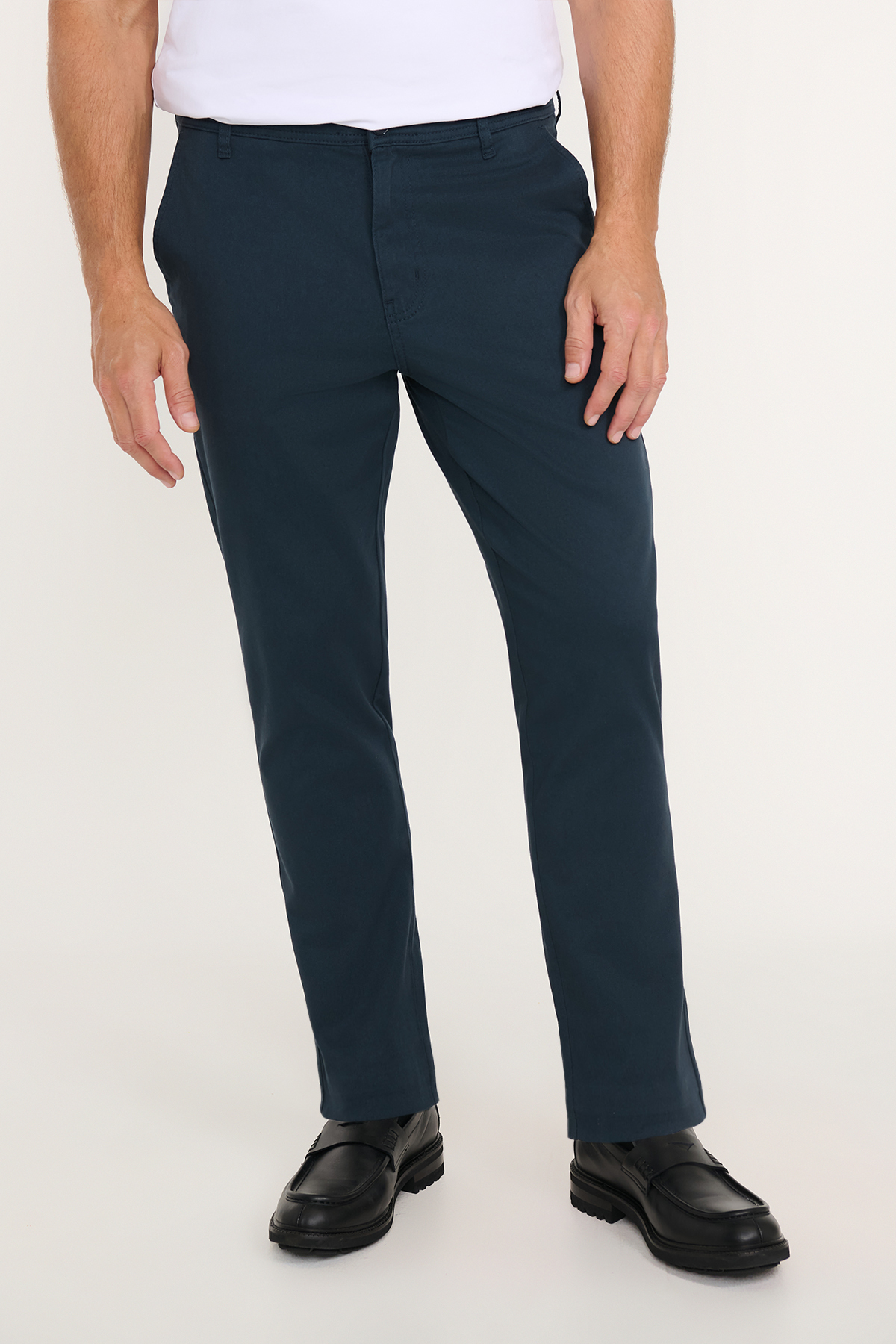 Erkek Lacivert Pamuklu Tapered Fit Yan Cepli Diagonal Desenli Esnek Casual Pantolon — سرمه‌ای ET0120000002 — تصویر 2 از 4