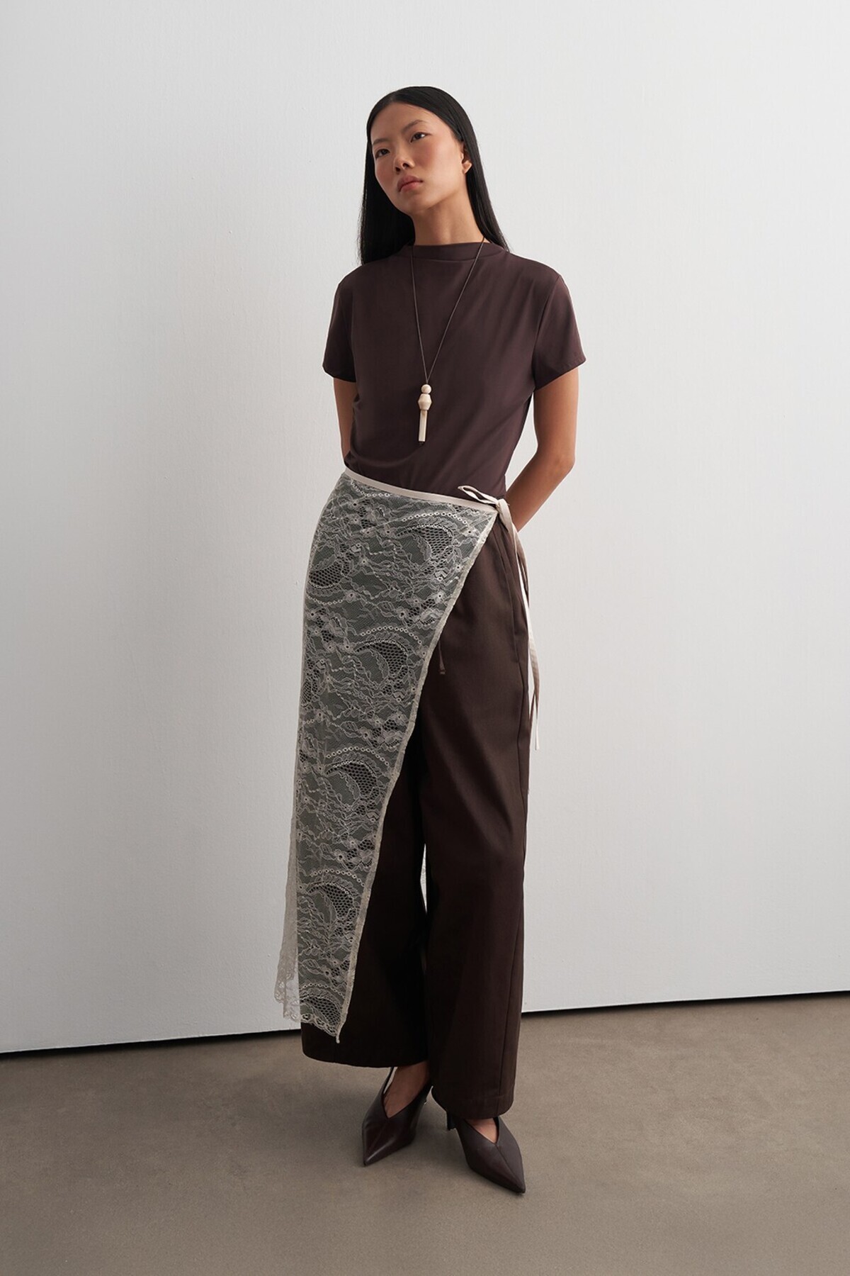 Barrel Gabardin Pantolon Acı Kahve — قهوه‌ای KB27KPNT001 — تصویر 4 از 5