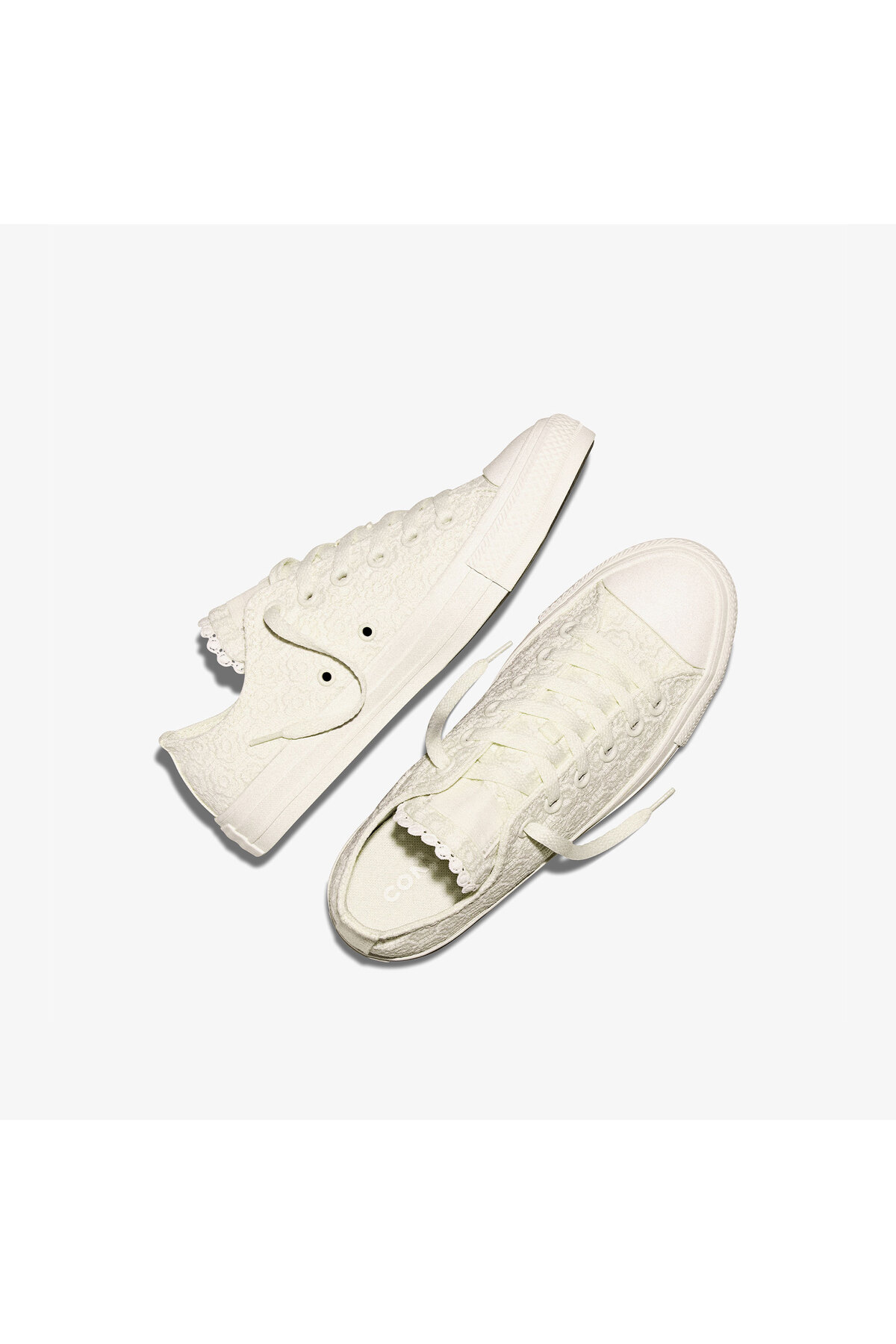 کتانی Chuck Taylor All Star زنانه و مردانه با طرح گل در رنگ کرم
