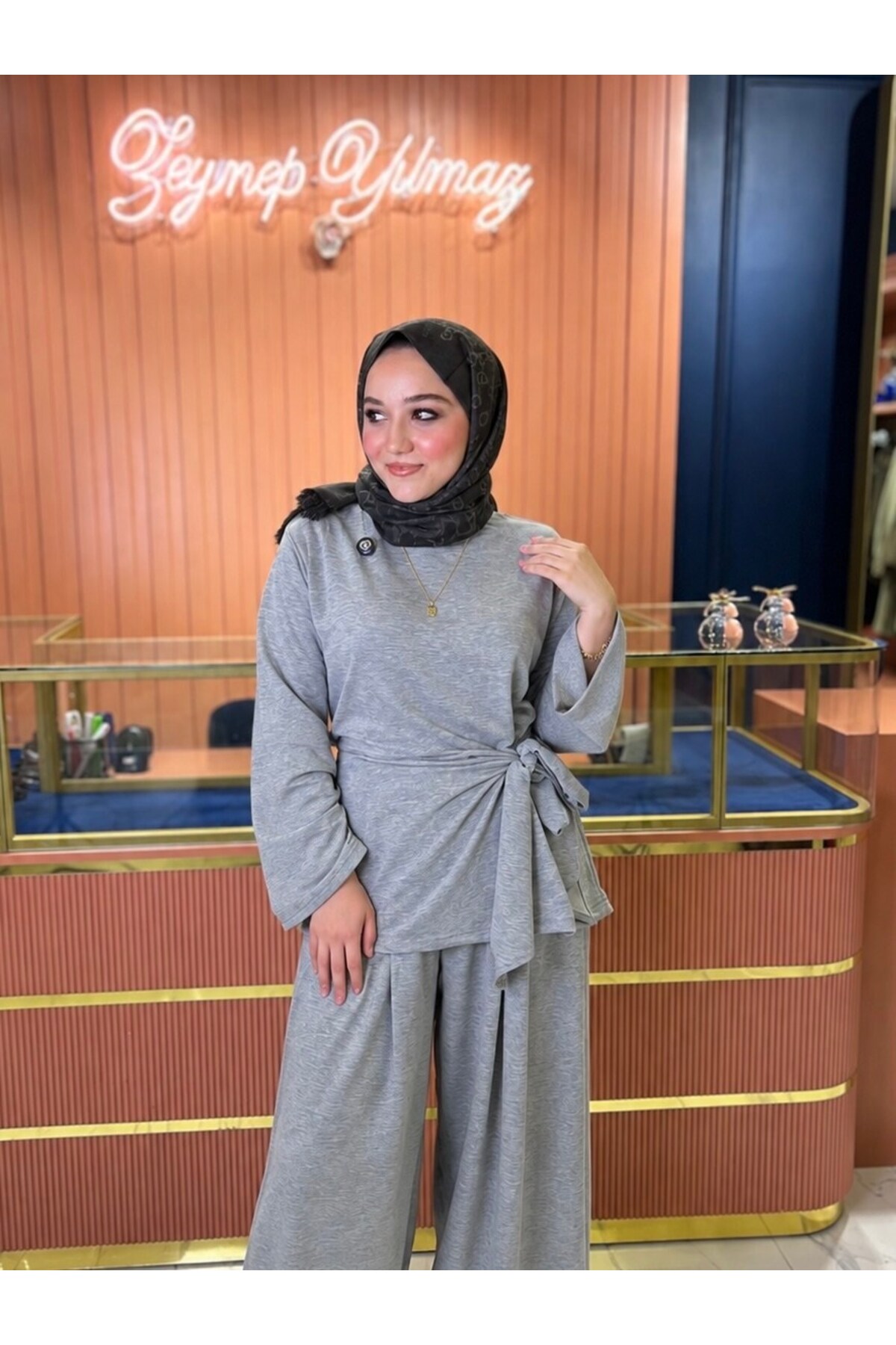 تیم آکسا گری 3