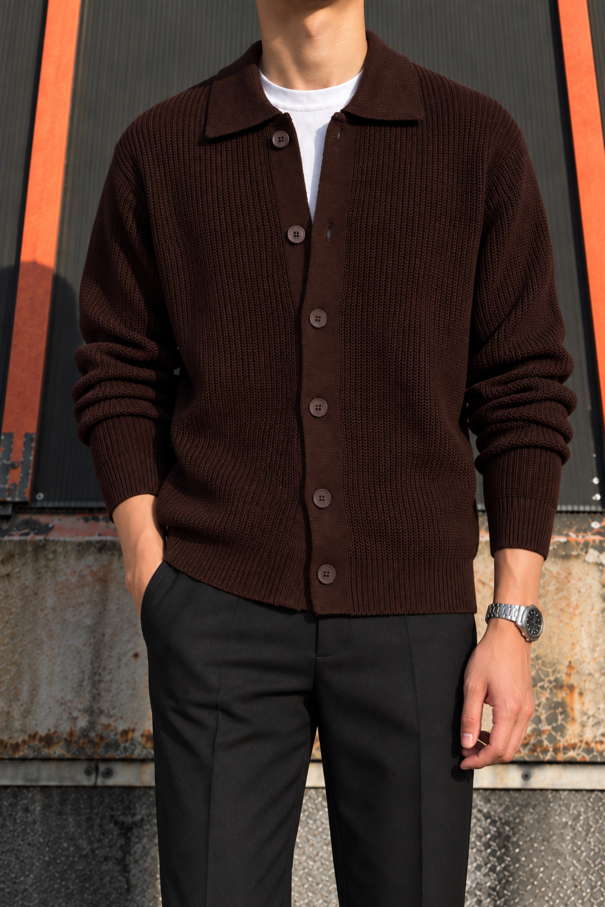 Polo yaka, düğmeli, regular-fit, casual, basic triko örgü hırka 26PLTK23 — قهوه‌ای — تصویر 2 از 5