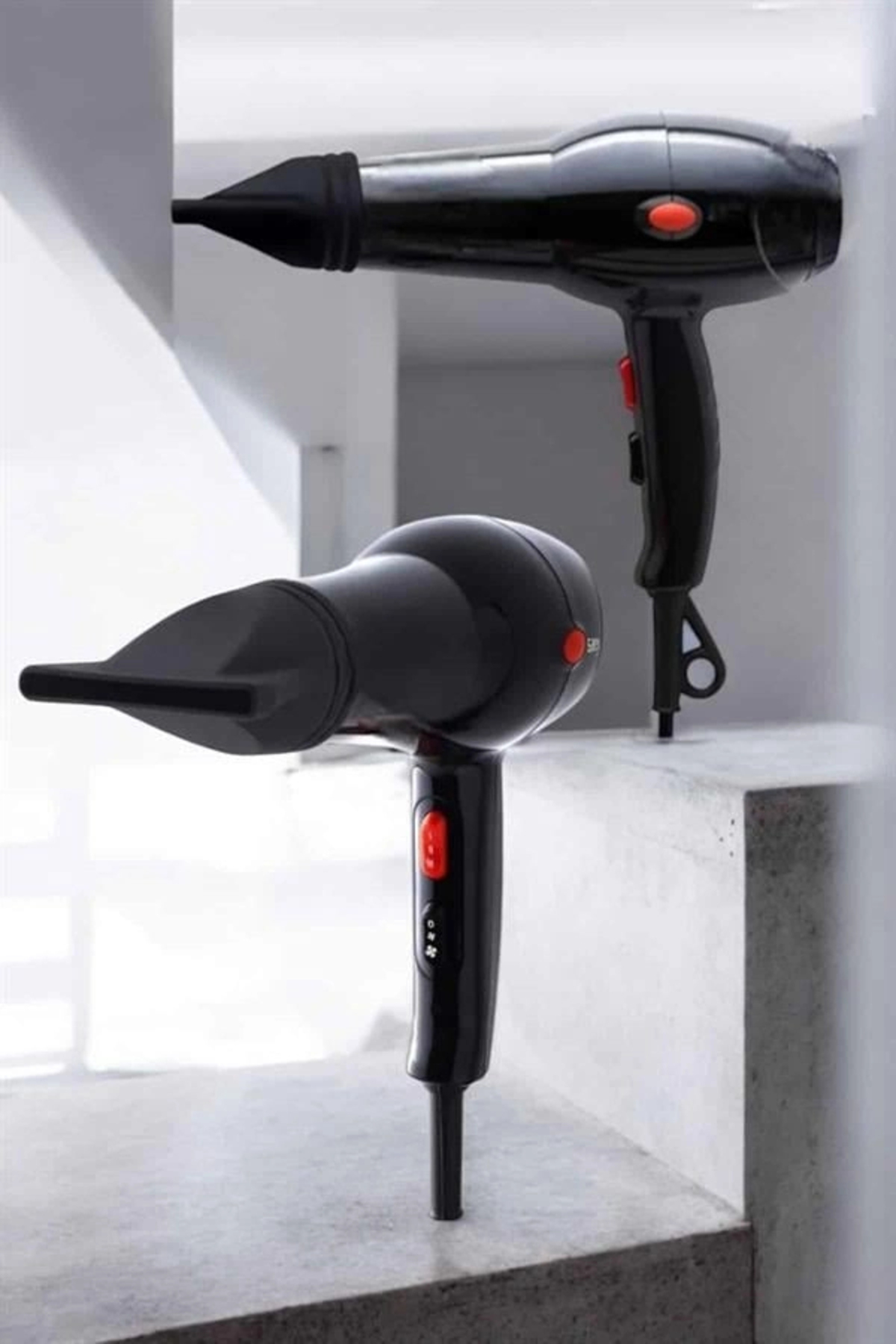 Hubrendy Tekno Soğuk ve Sıcak Üfleme Özellikli AC Motorlu Saç Kurutma Makinesi