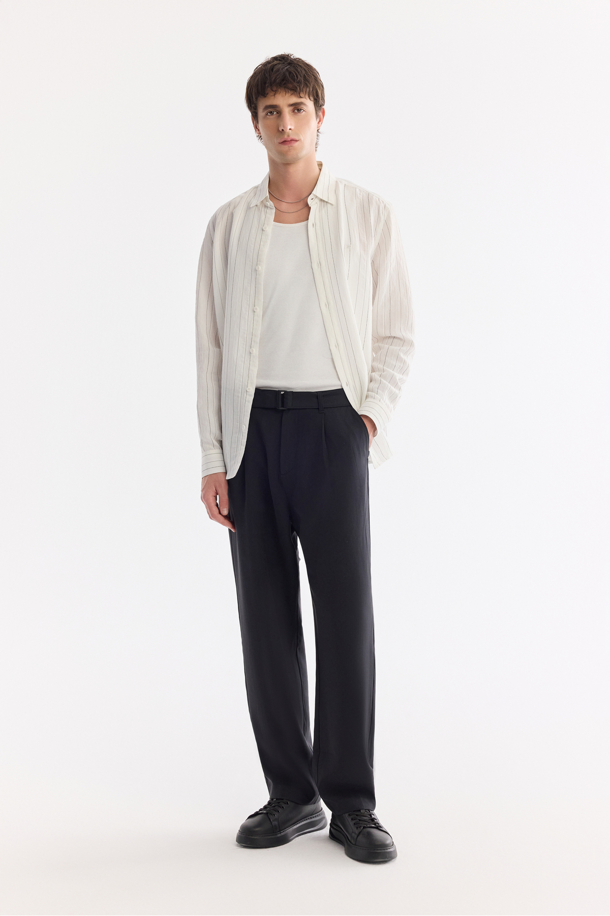 Erkek Siyah Klasik Bel Nefes Alan Modal Karışımlı Soft Touch Baggy Fit Pantolon A61Y3033 — مشکی — تصویر 7 از 8
