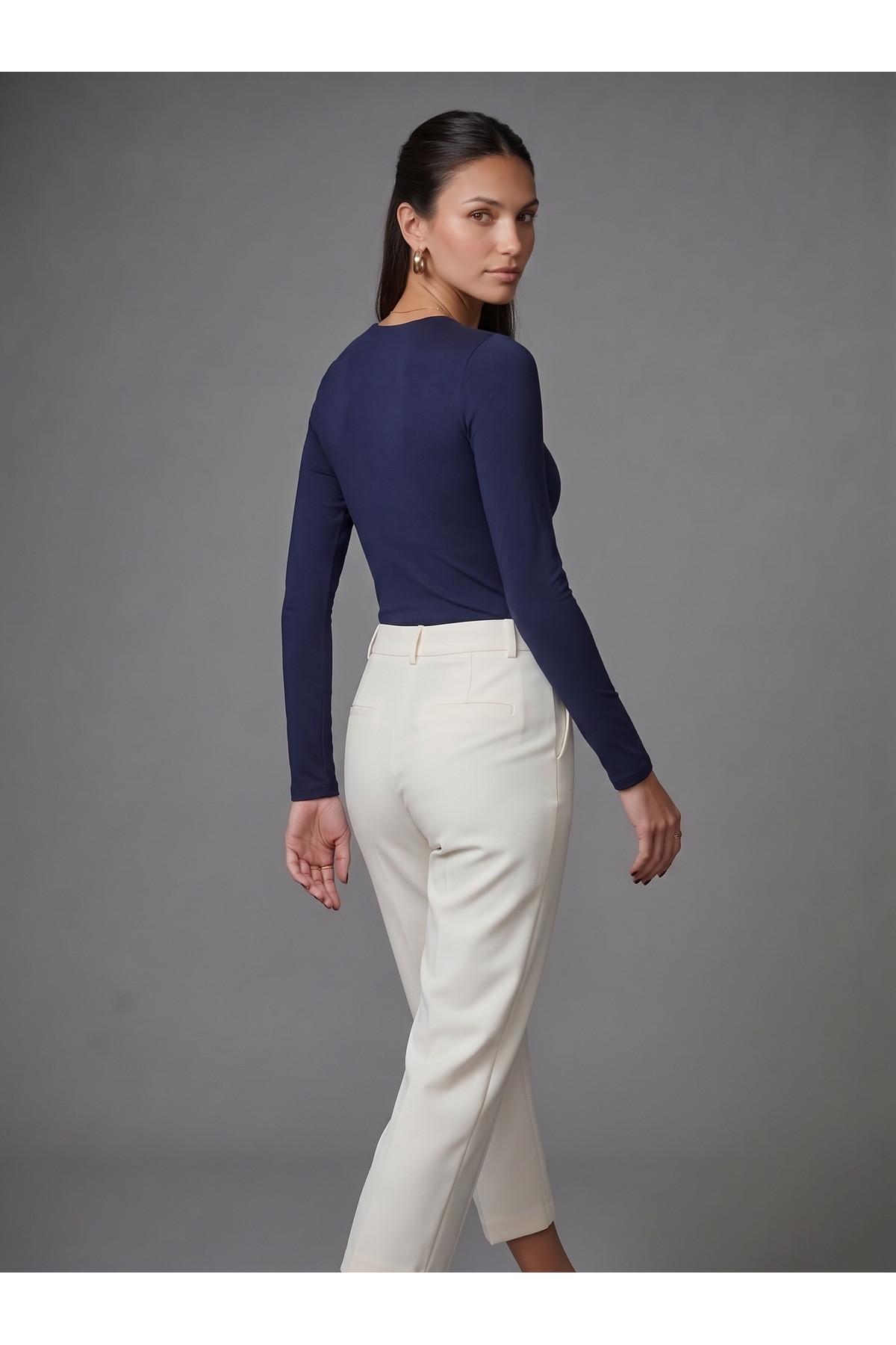 Kadın Uzun Kollu Bisiklet Yaka Çıtçıtlı Slim Fit Esnek Bodysuit - Lacivert 3