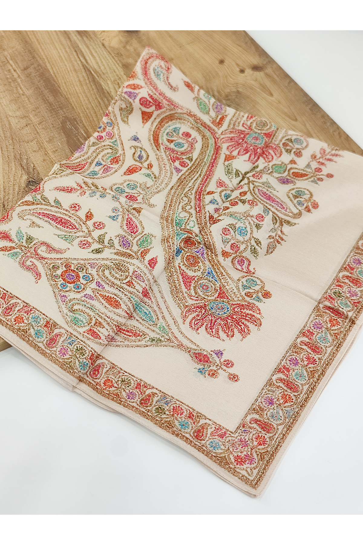 Krem Etnik Motif Desenli Pamuklu Soft Eşarp