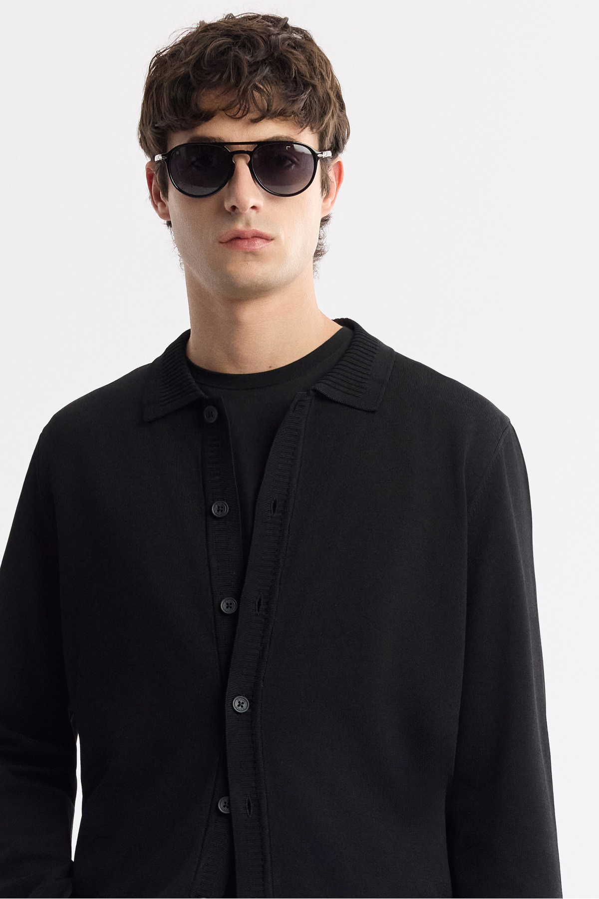 Erkek Siyah Polo Yaka Düğmeli Rayon Tüylenmeyen Triko Regular Fit Hırka A51Y5008 — مشکی — تصویر 8 از 8